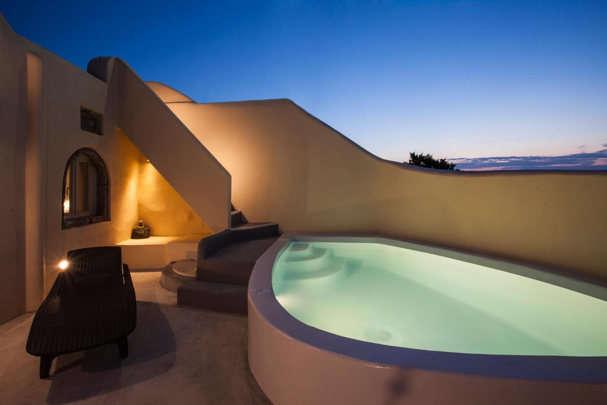 Cupola Suites