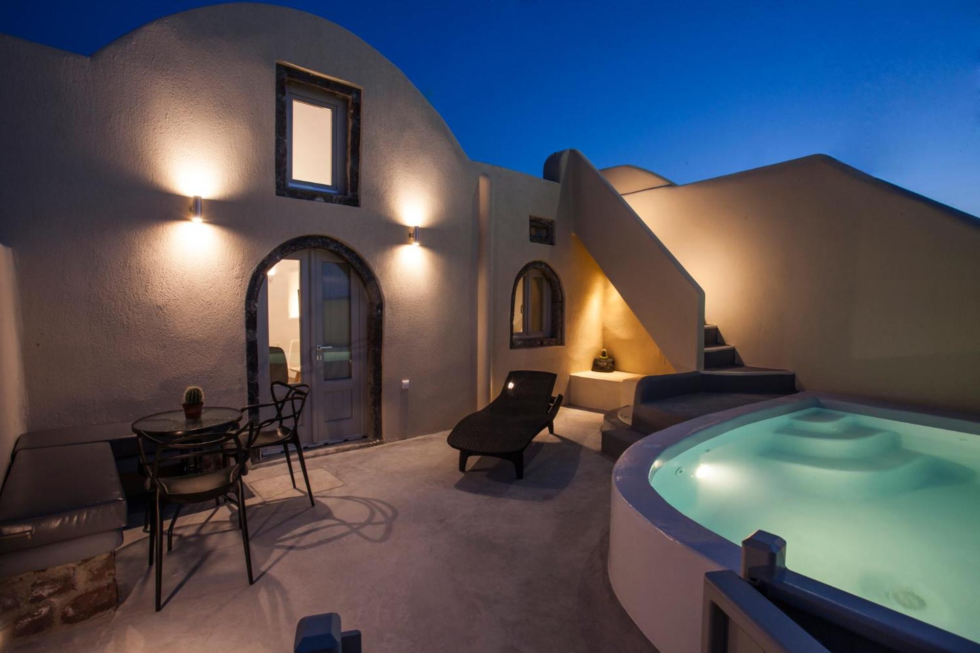 Cupola Suites