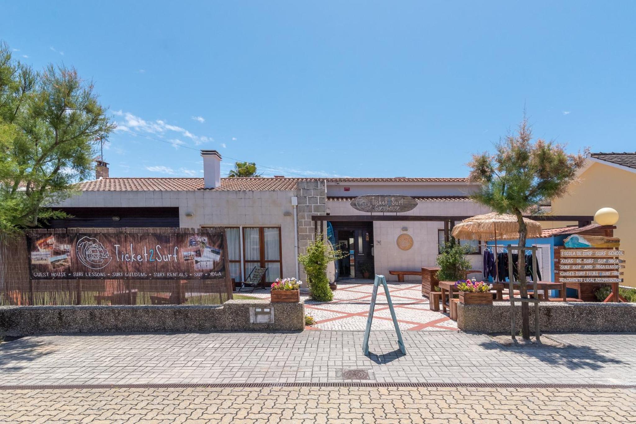 Hotel Ticket2Surf - Image 1