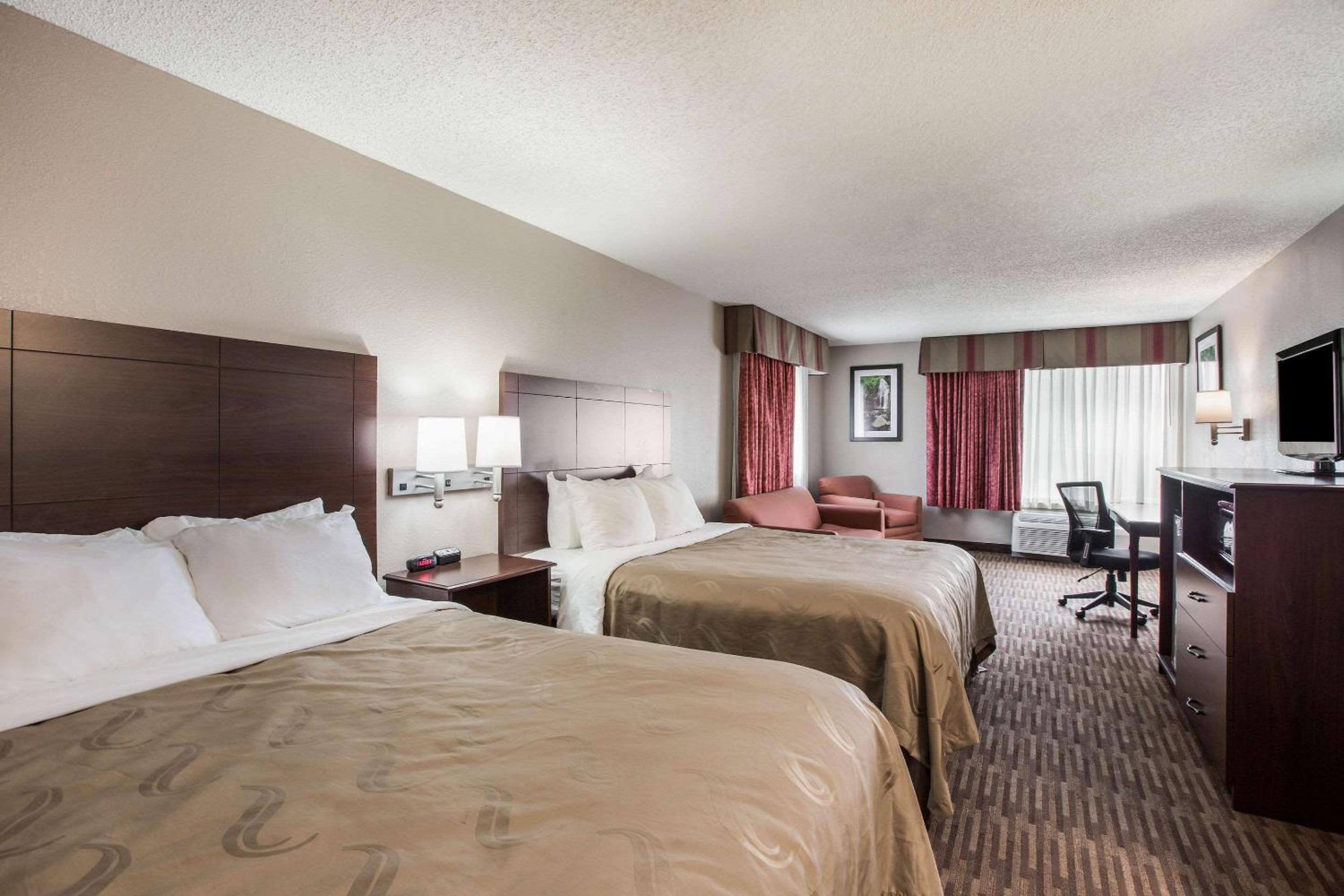 Lawrence Vacations - Quality Inn  Suites Lawrence - University Area - Property Image 30