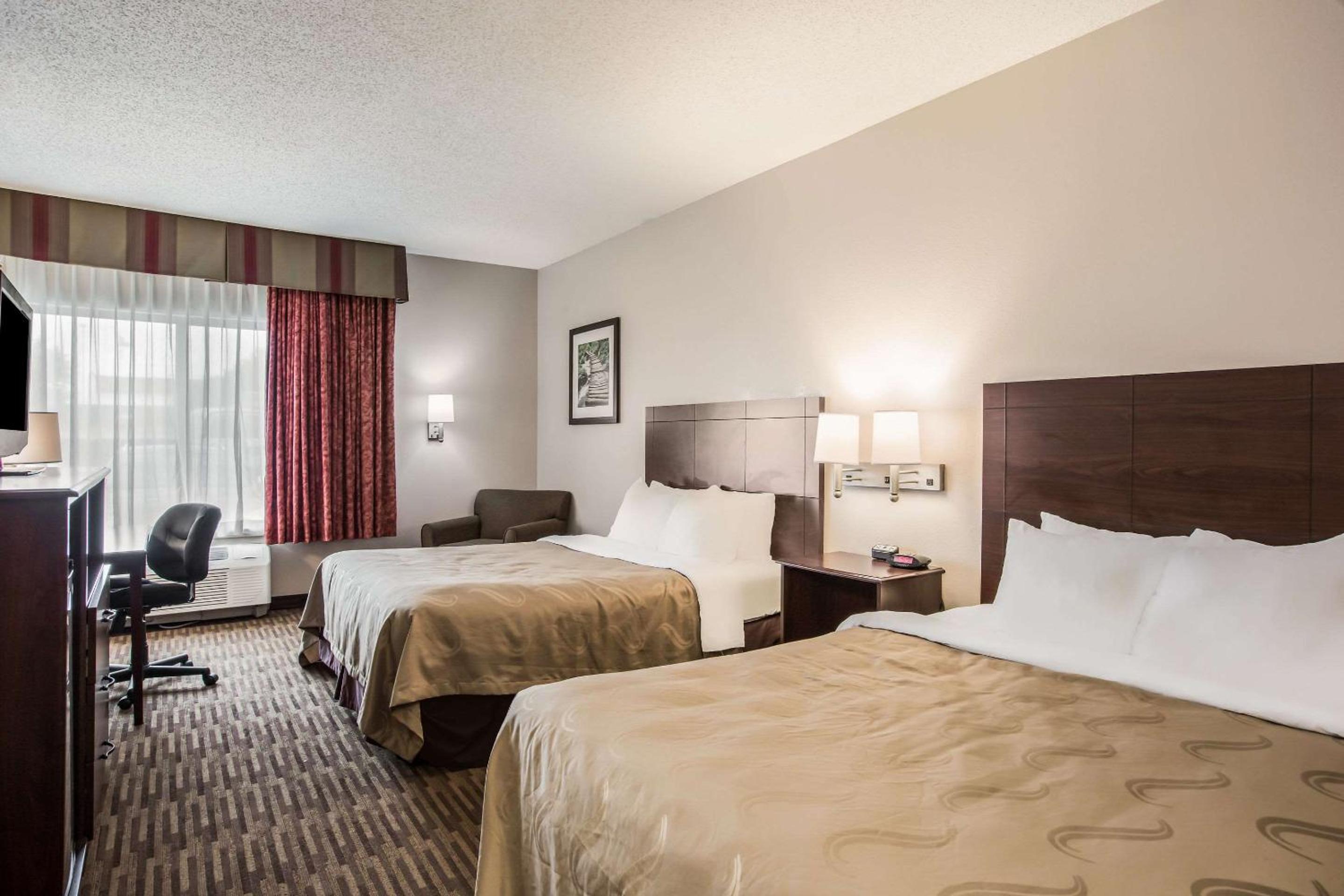 Lawrence Vacations - Quality Inn  Suites Lawrence - University Area - Property Image 5