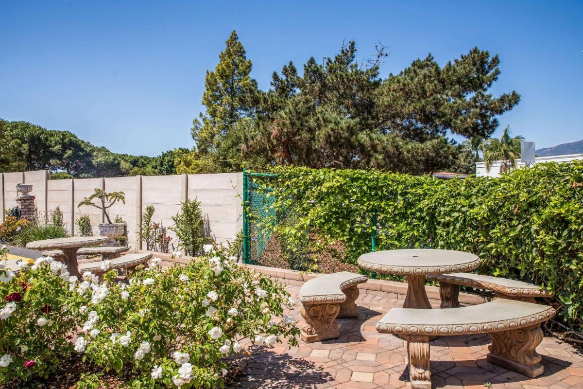outdoor BBQ area