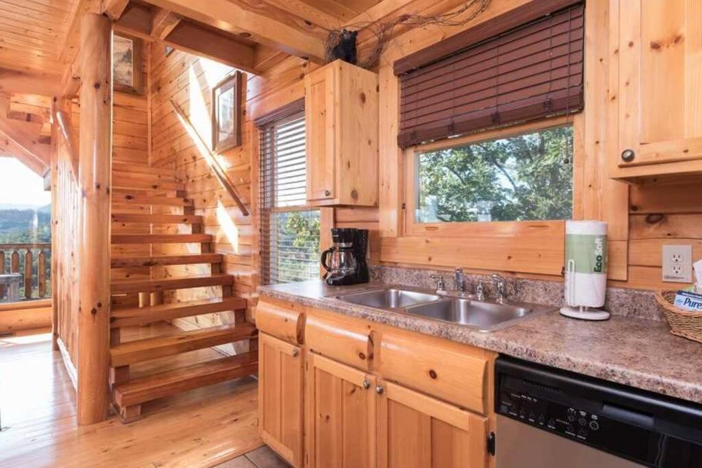 Appalachian Villa