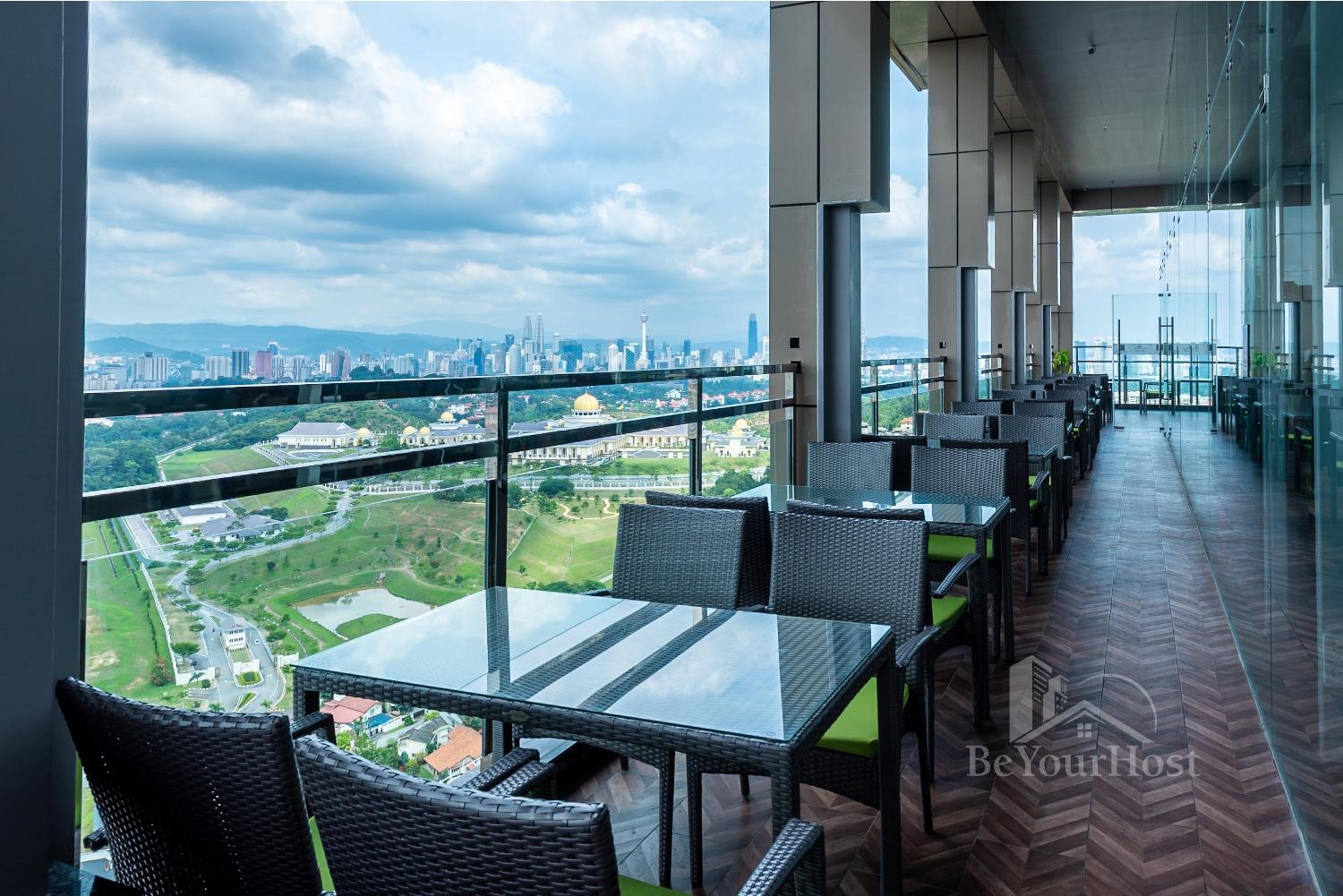 Dorsett Residences Sri Hartamas [5 Star Suites]