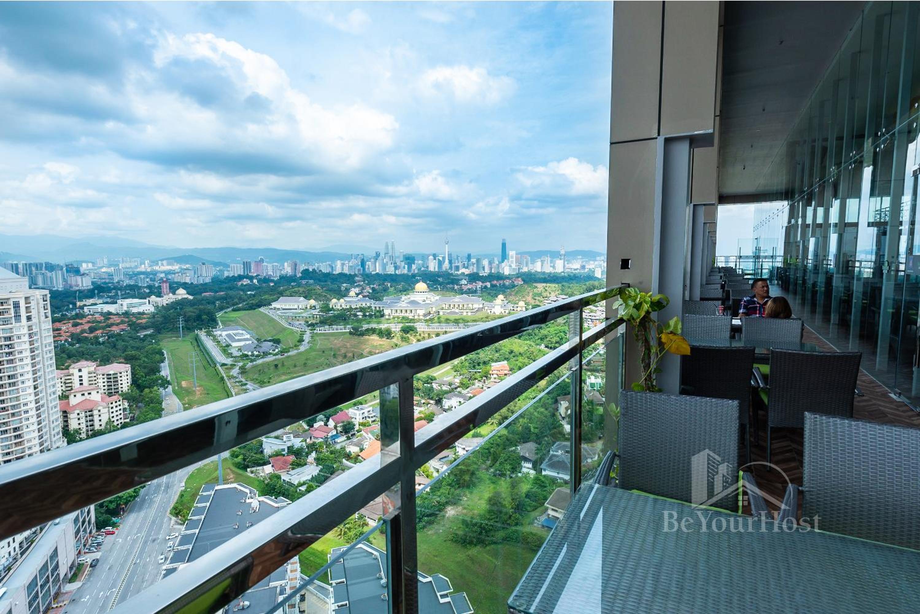 Dorsett Residences Sri Hartamas [5 Star Suites]