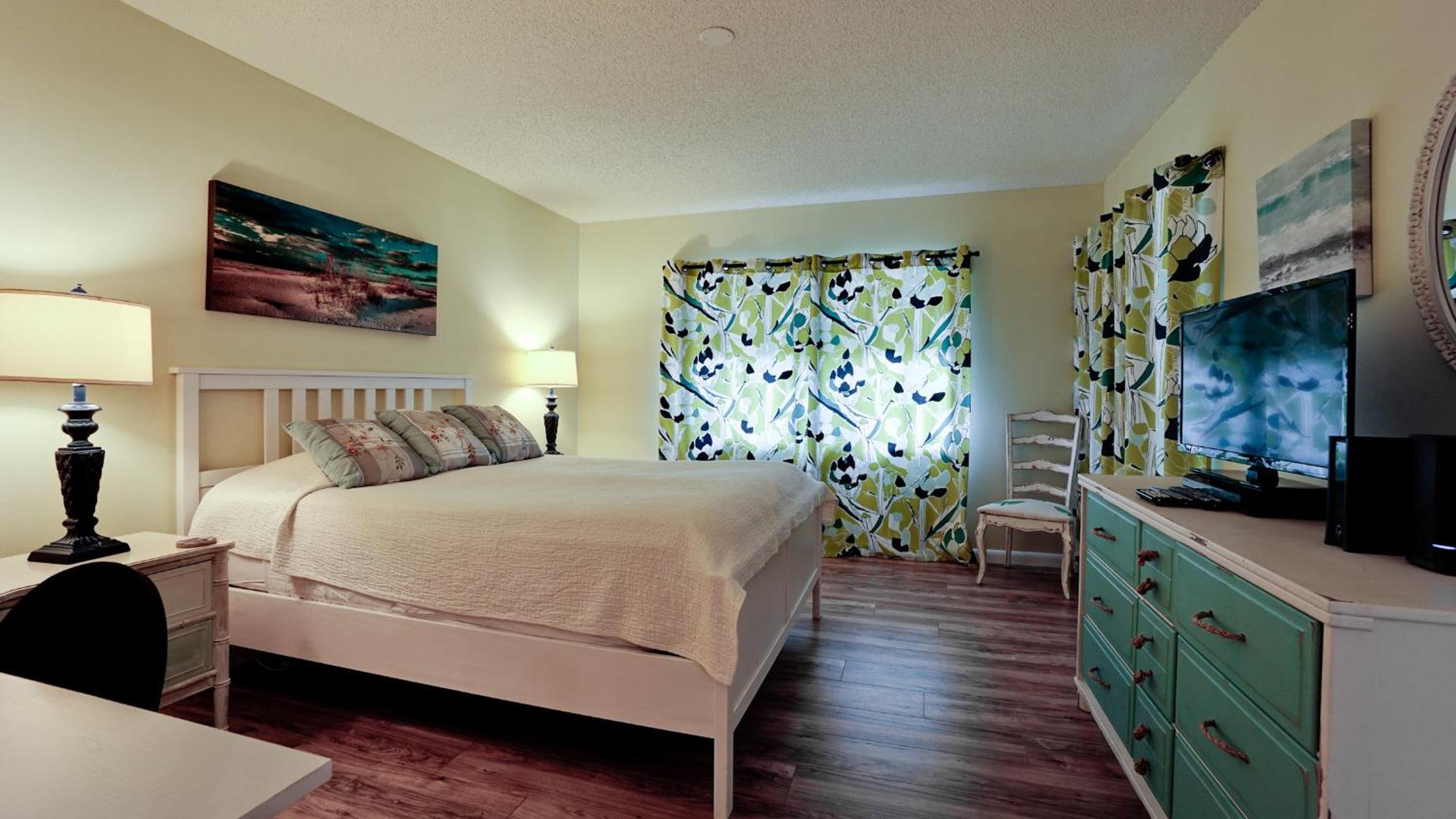 Shorewalk Vacation Villa