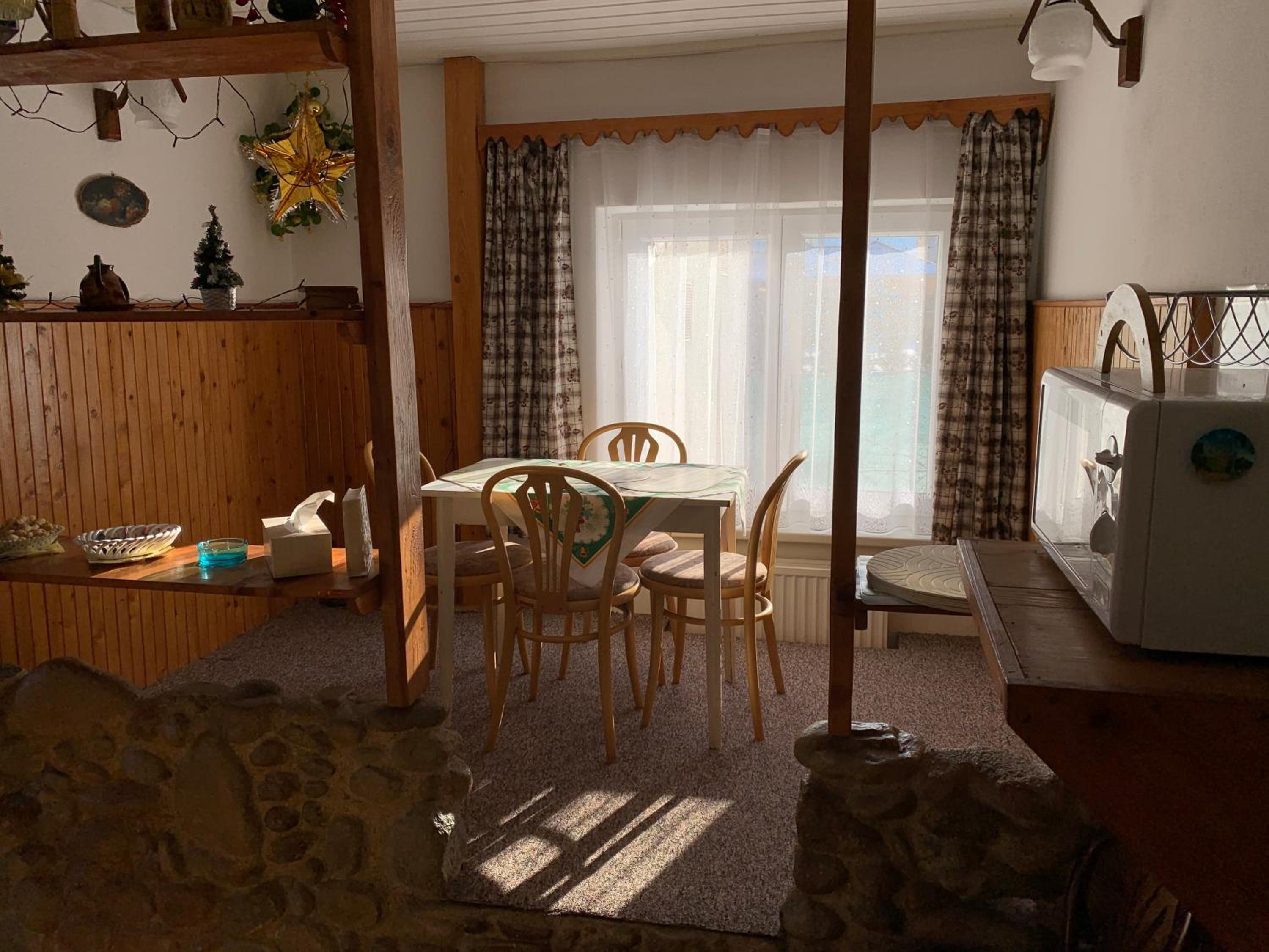 Photo 32
