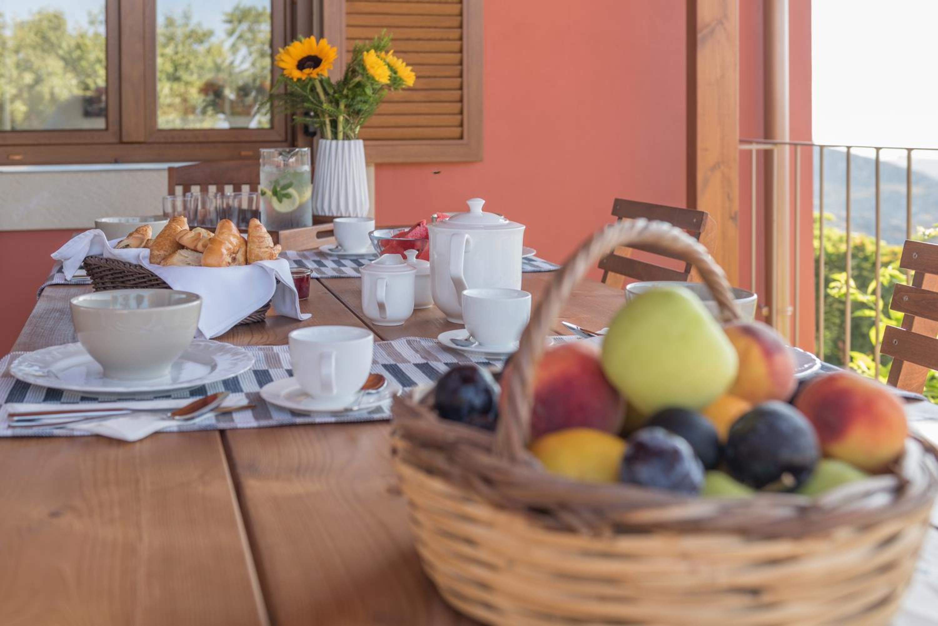 ONOMY Country House Vathypetro