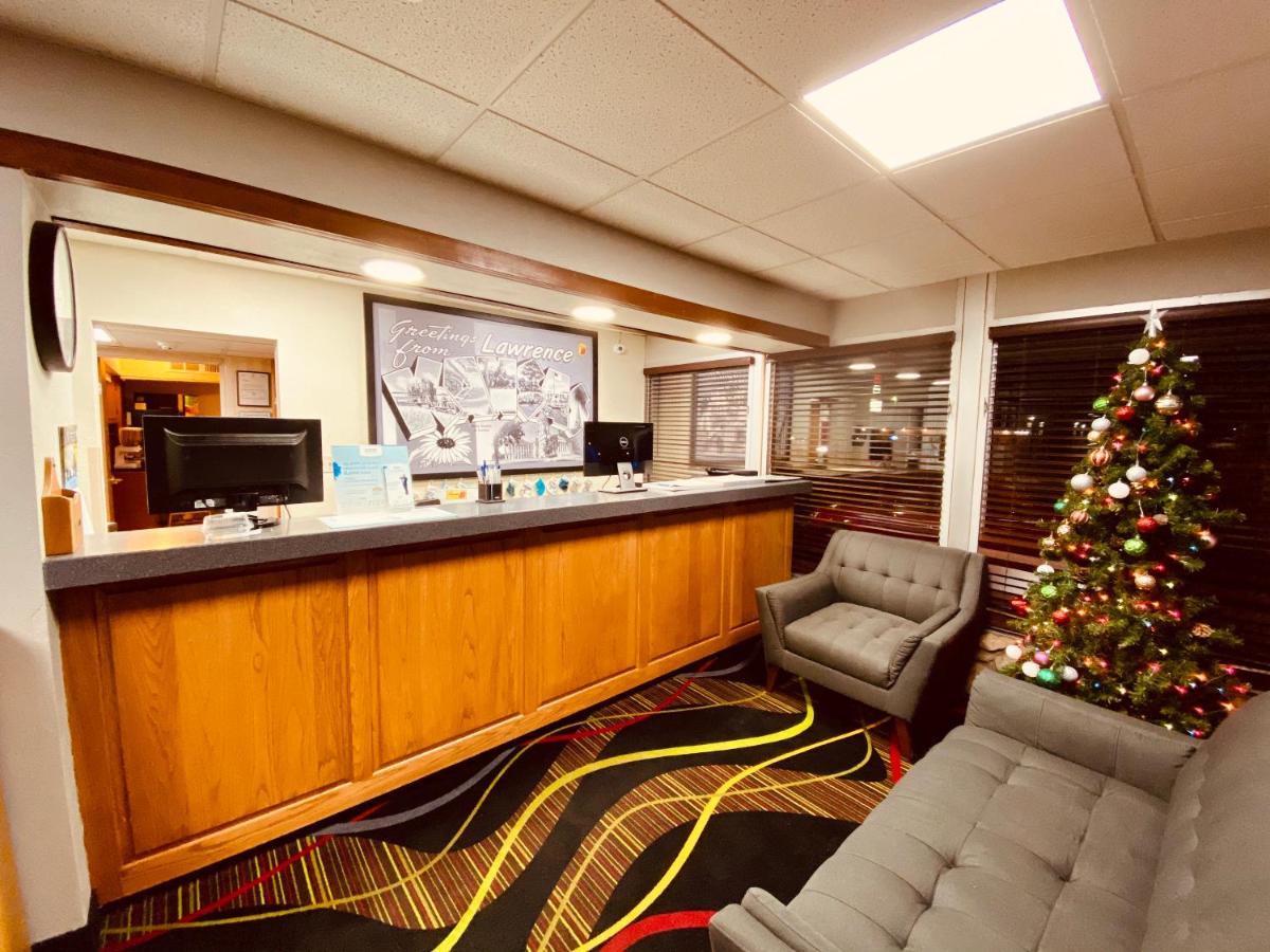 hotel reception
