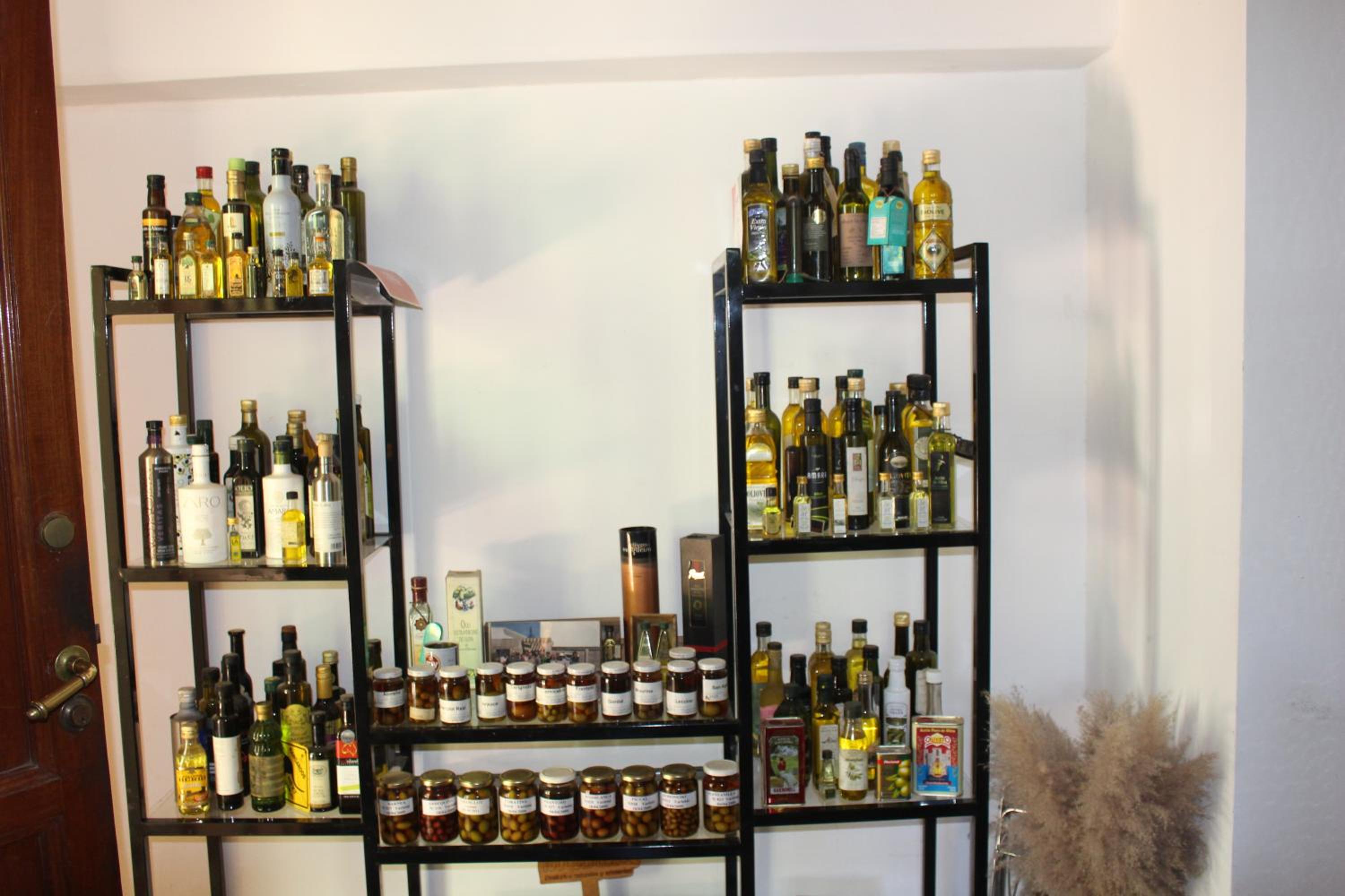 Cabaña en Olivar Centenario Agroecológico Tutuna