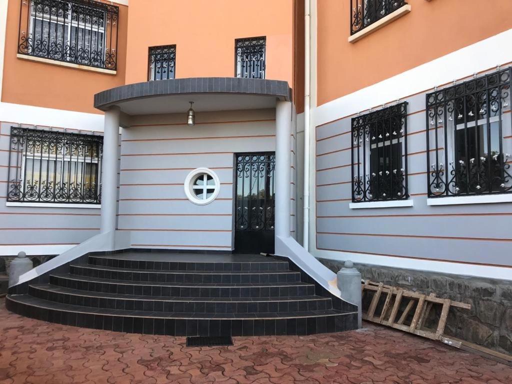 Résidence VICYMA 2 P tout confort Bafoussam centre