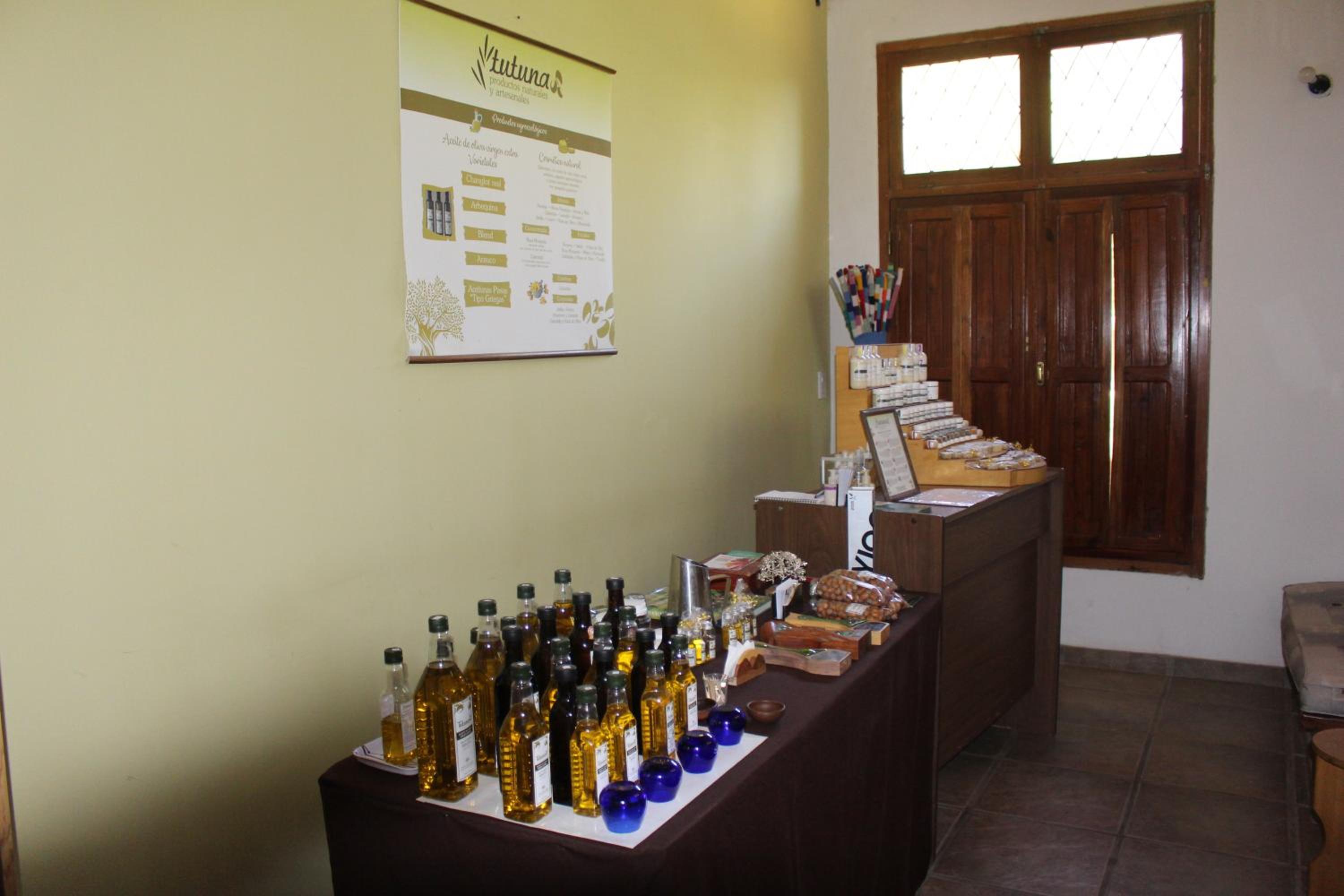 Cabaña en Olivar Centenario Agroecológico Tutuna