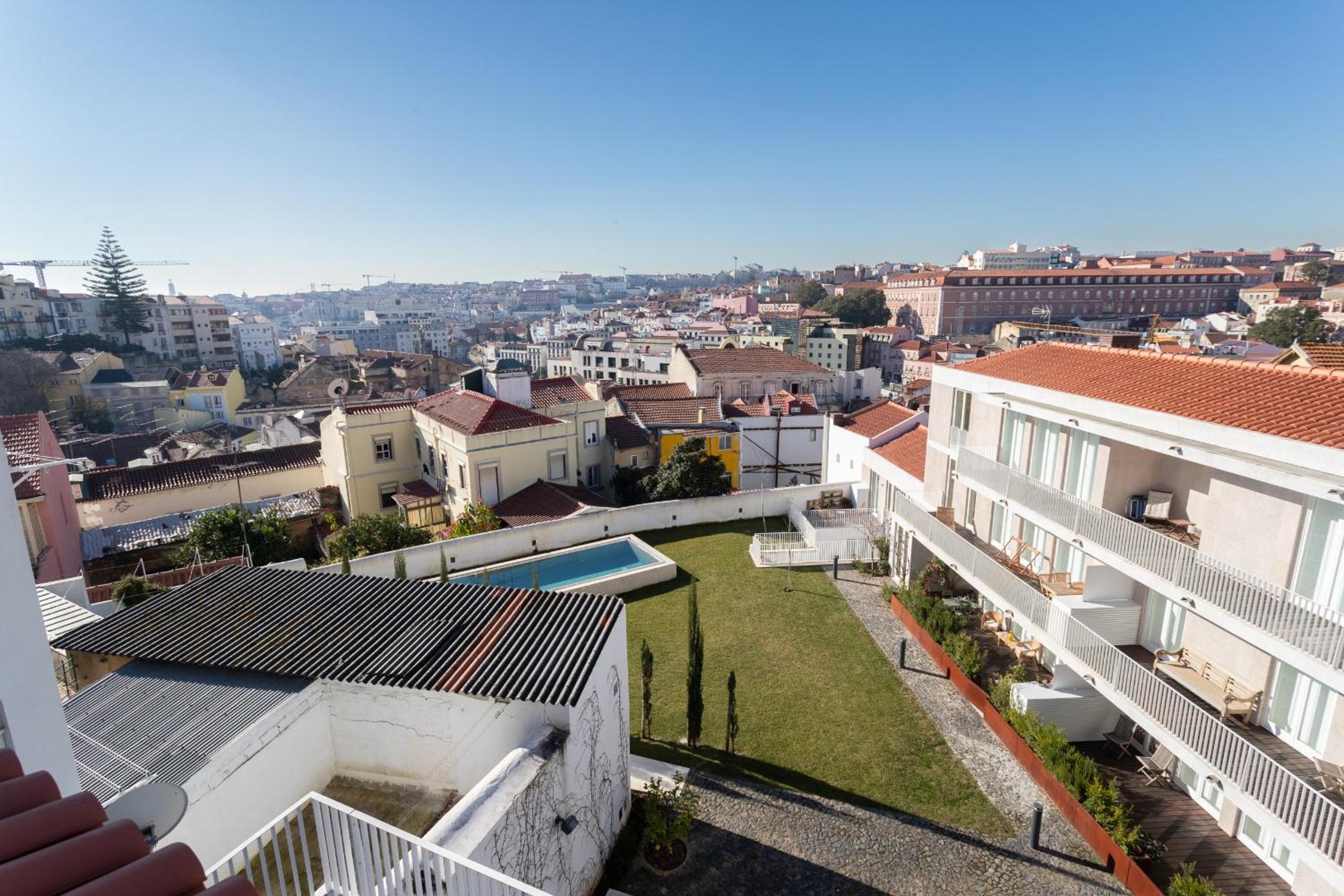 FLH Martim Moniz Trendy Flat view 2