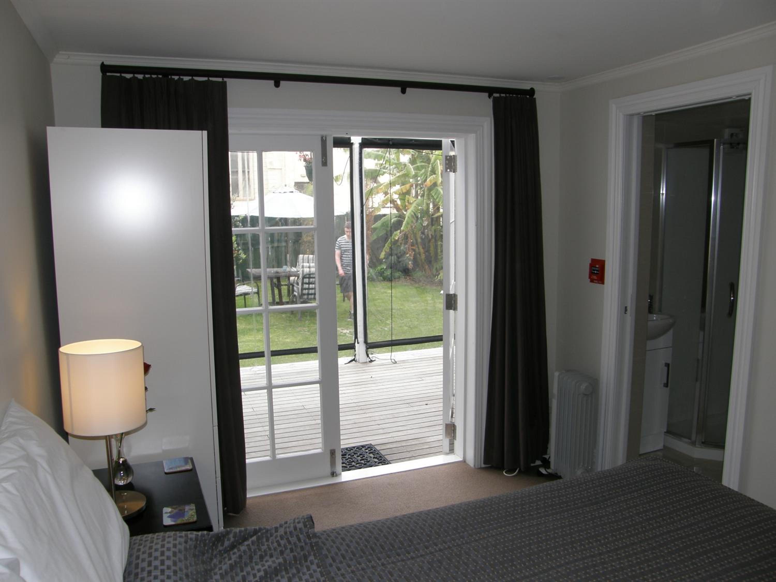 Ponsonby Manor