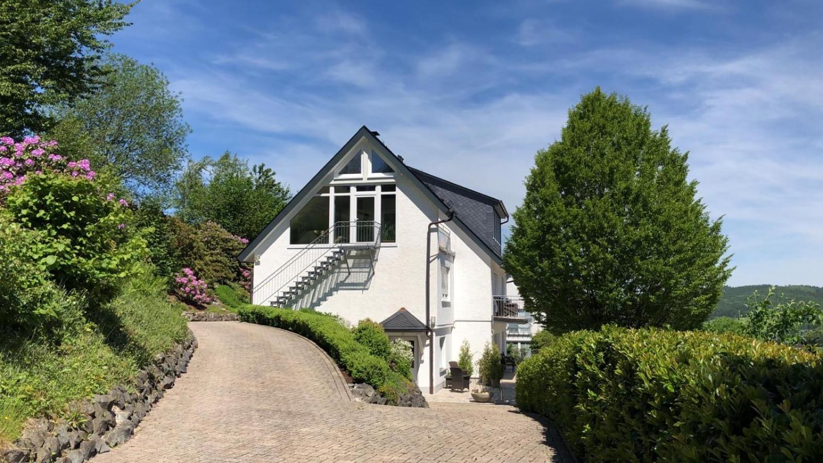 Auwers Haus komplett mit Panoramablick und Kamin