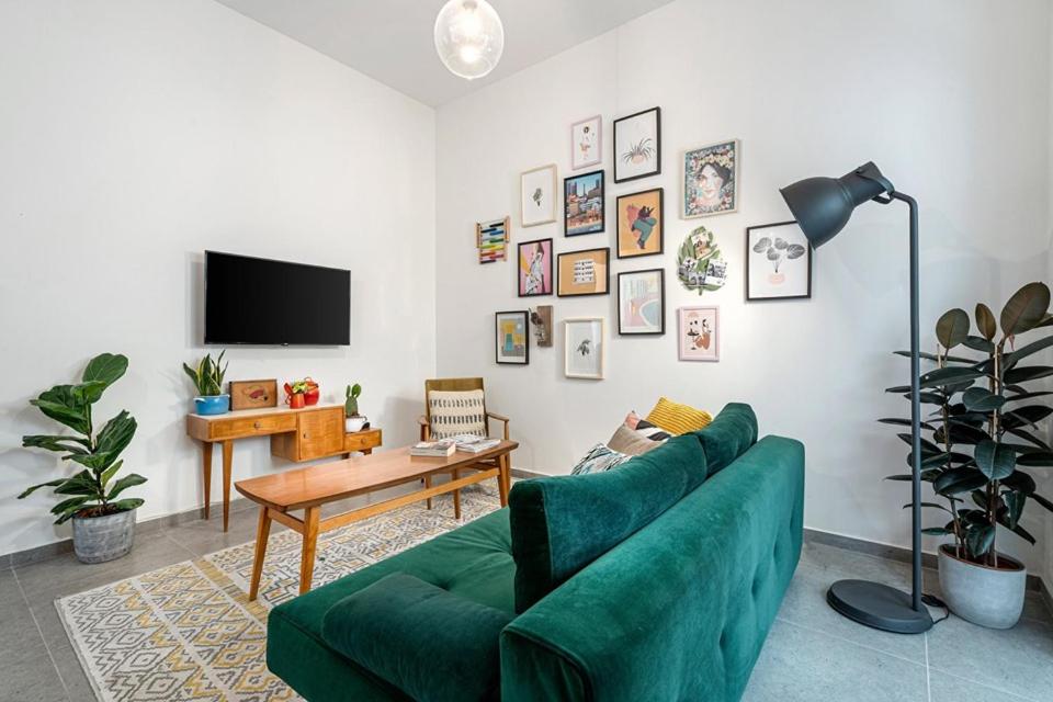 Urban Luxe Apartment - Central TLV view 2