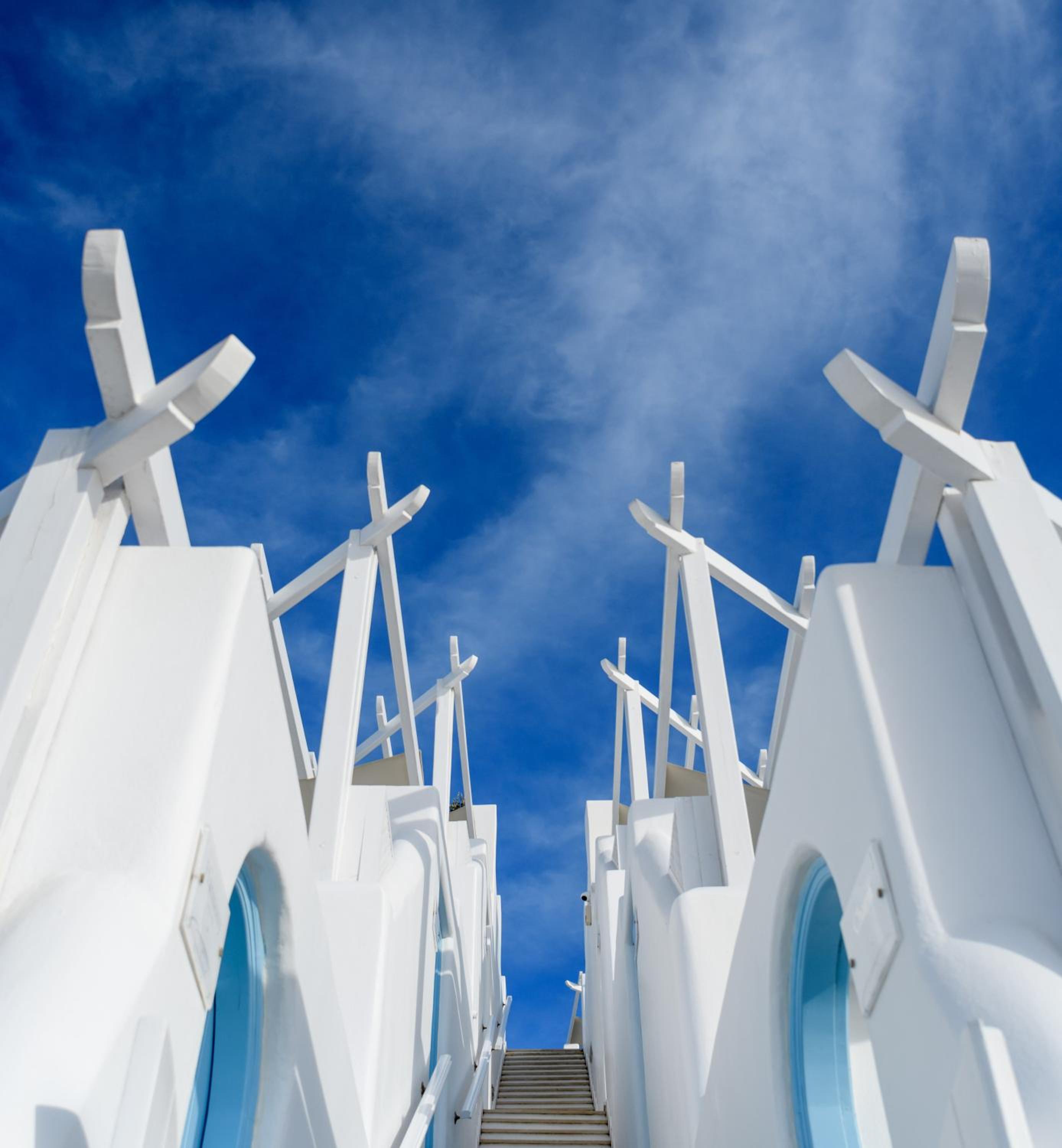 Hotel Above Blue Suites