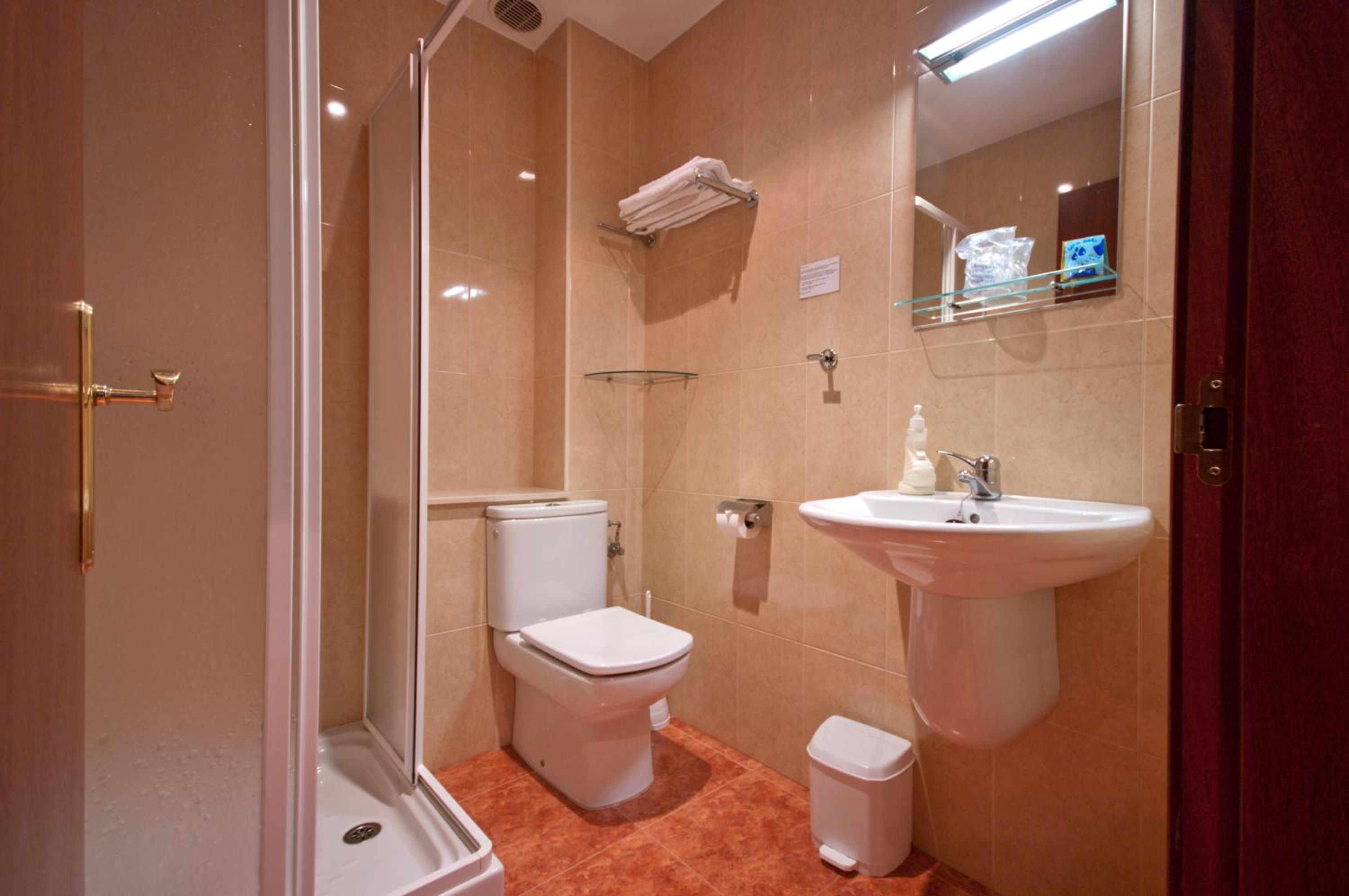 U-Hotel Darío Lugo