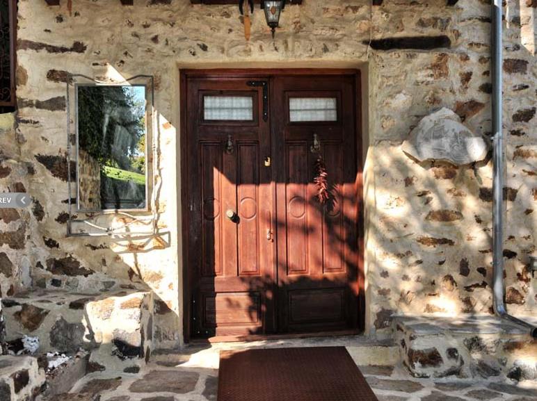 Hotel Villas De Luna - Image 1