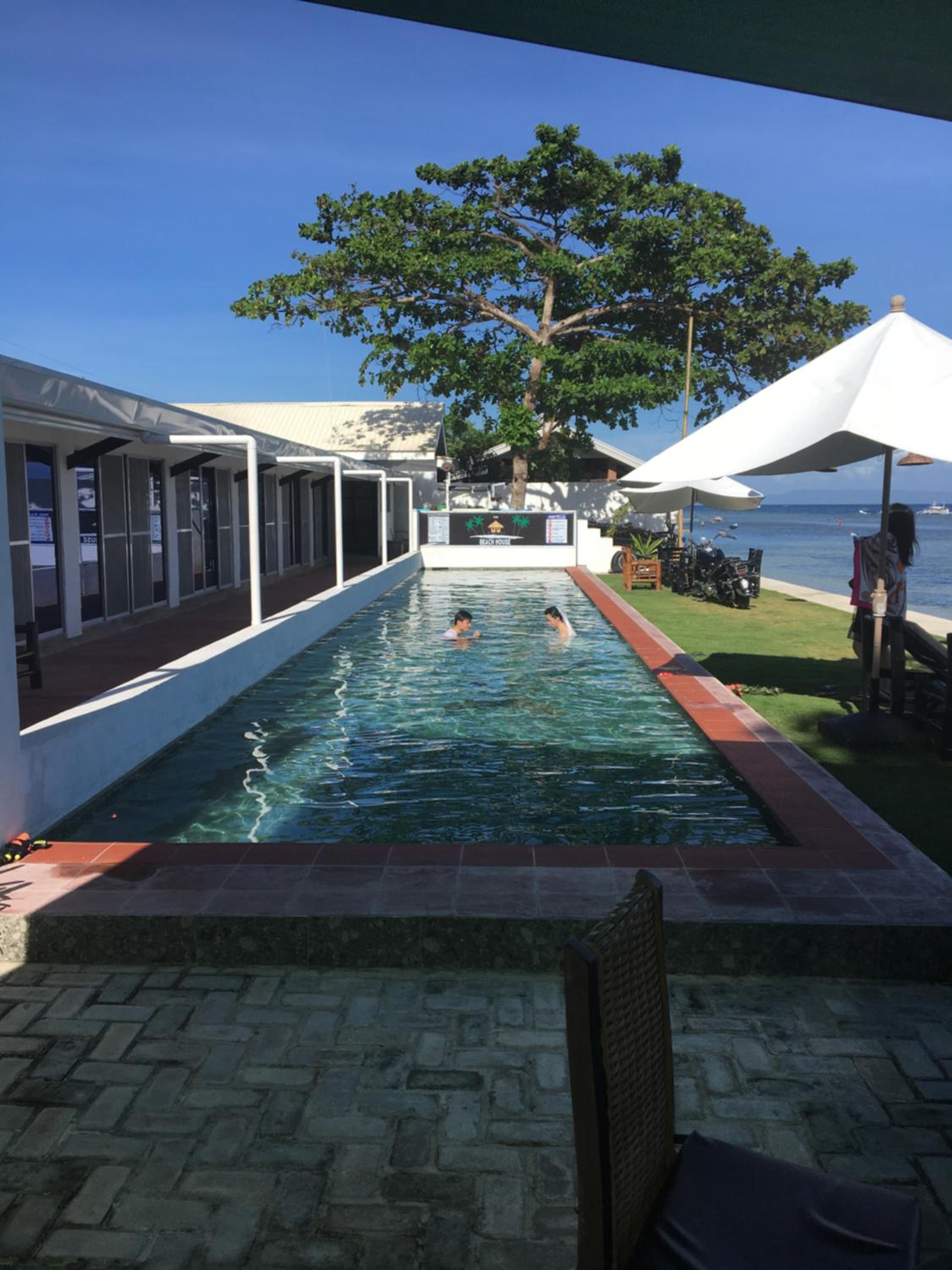 the beachhouse cebu