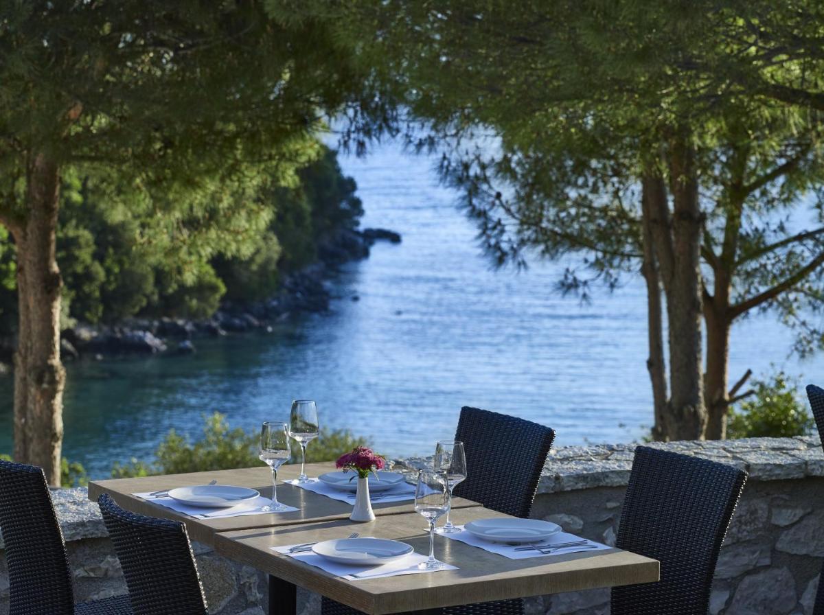 outdoor BBQ area