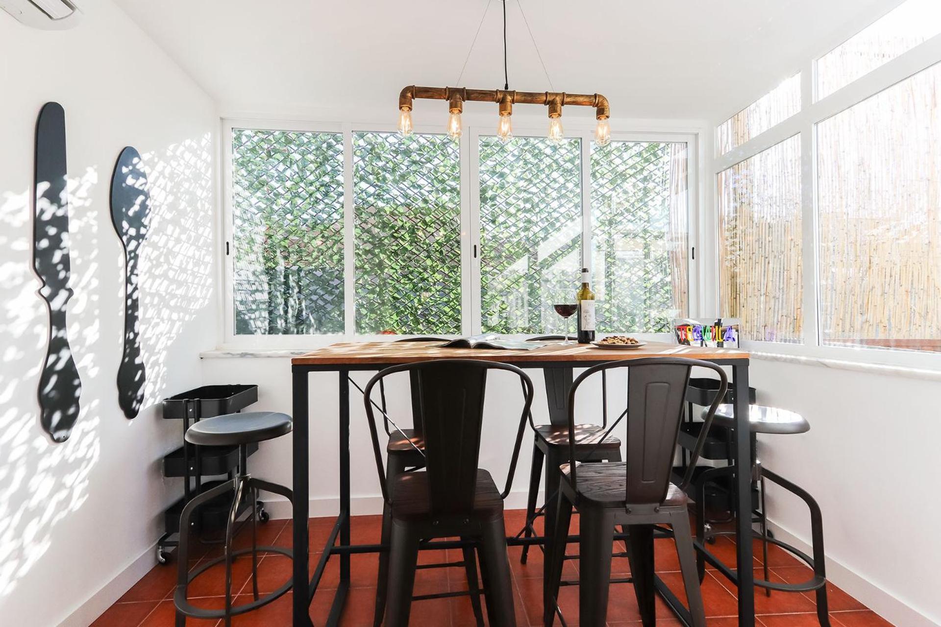 Rato Design with Terrace by Homing view 4