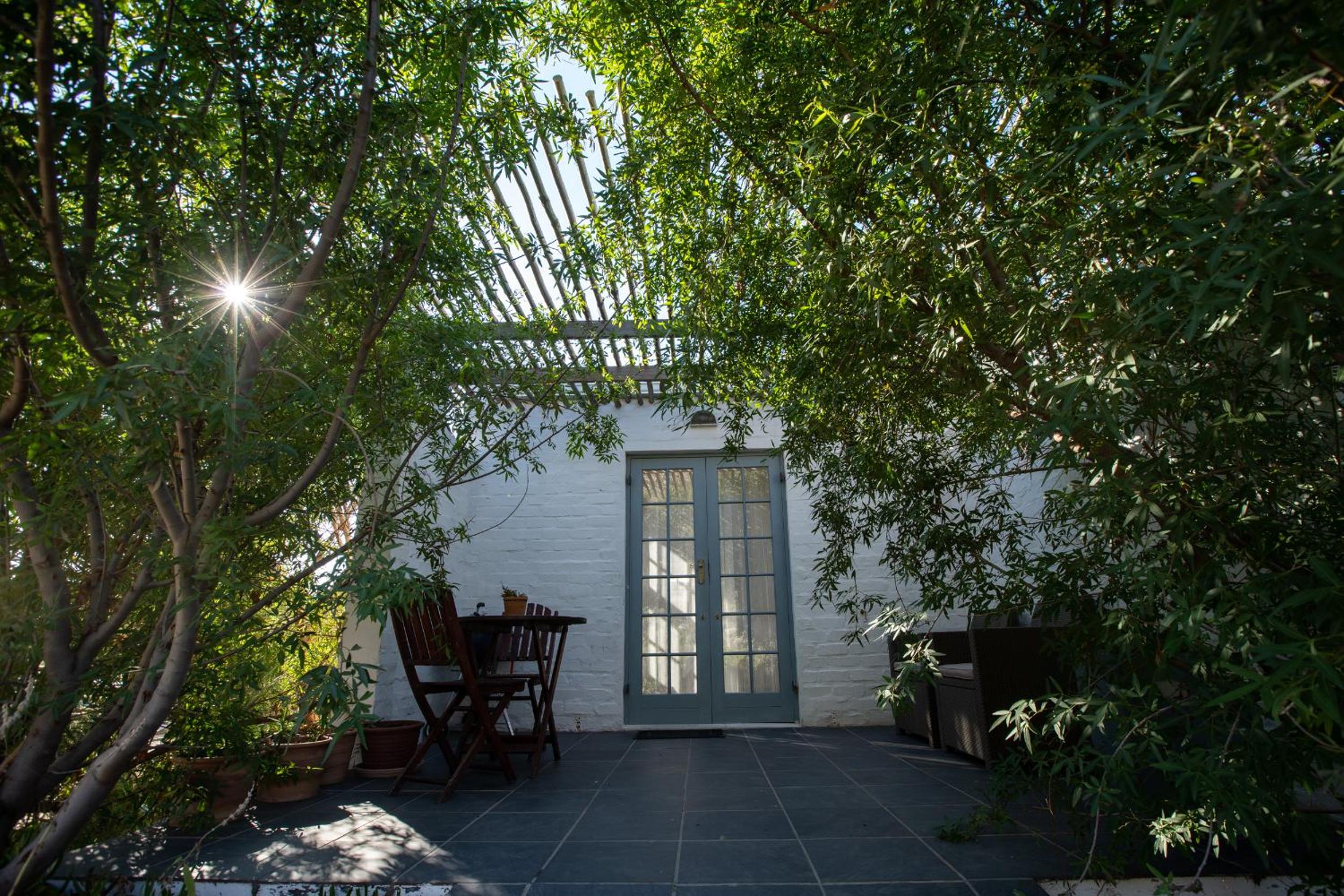 Kogman & Keisie Guest Farm