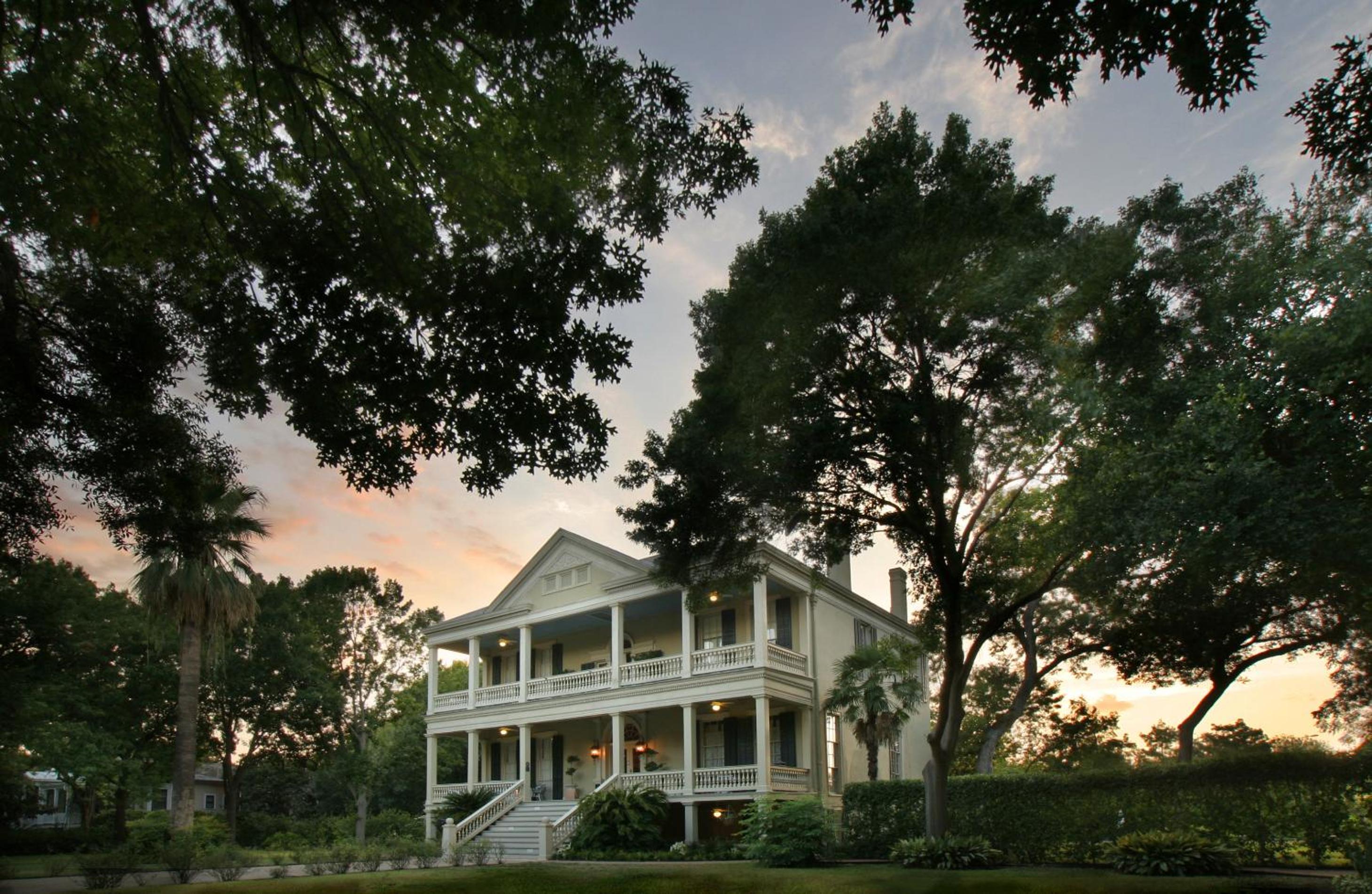 Noble Inns