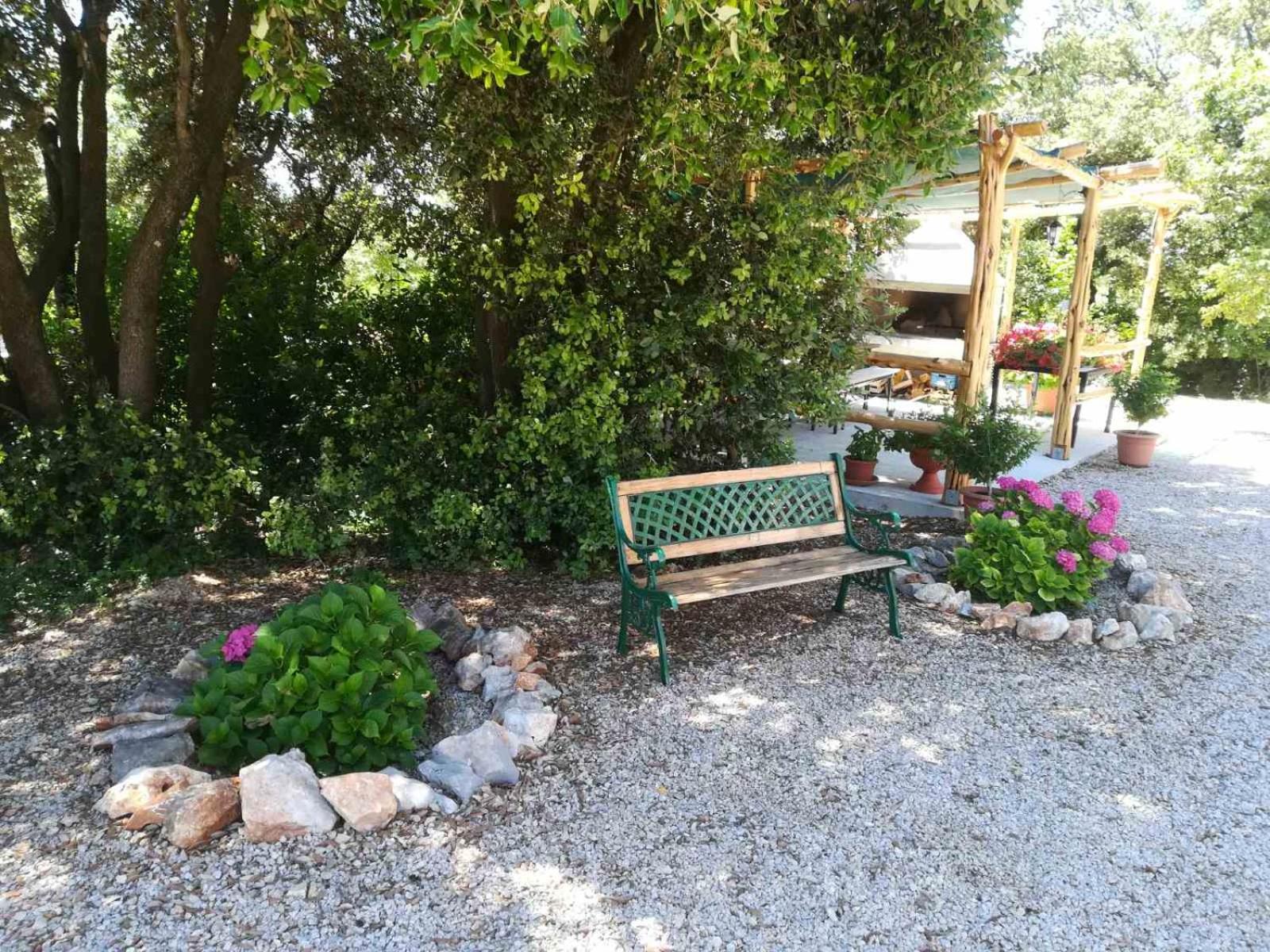 Stela en Pinezici