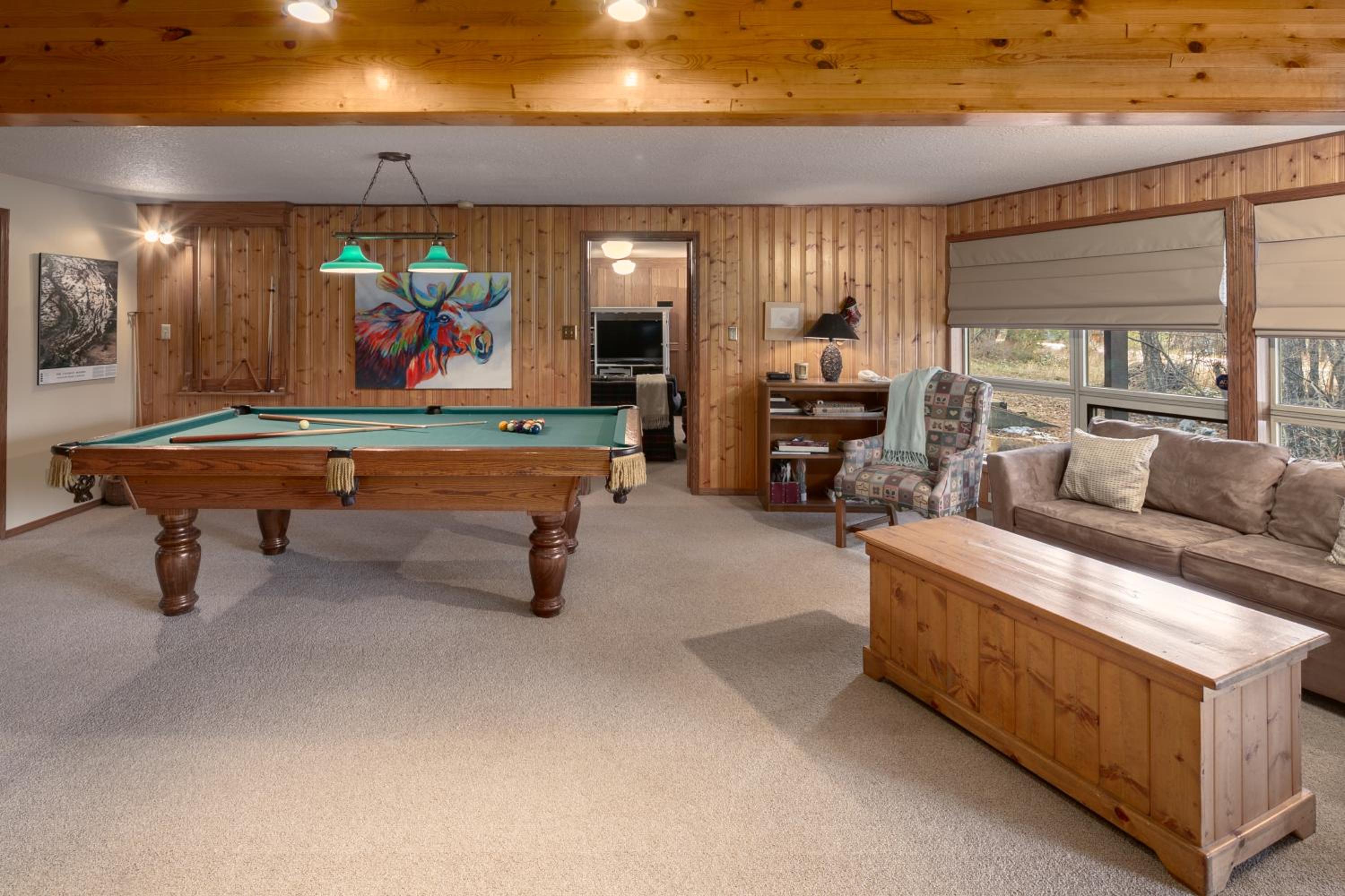 Falcon Cabin