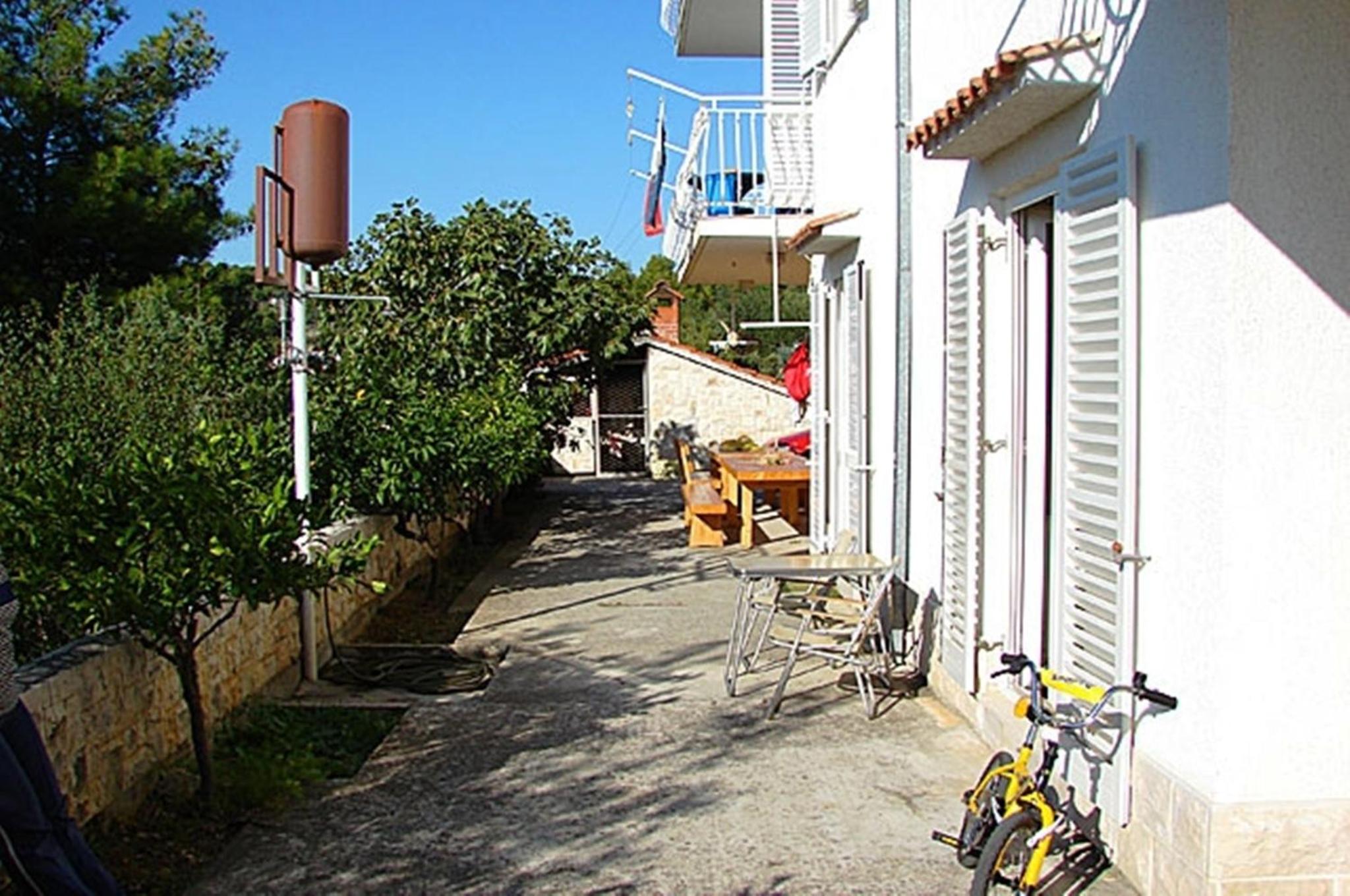 Photo 34