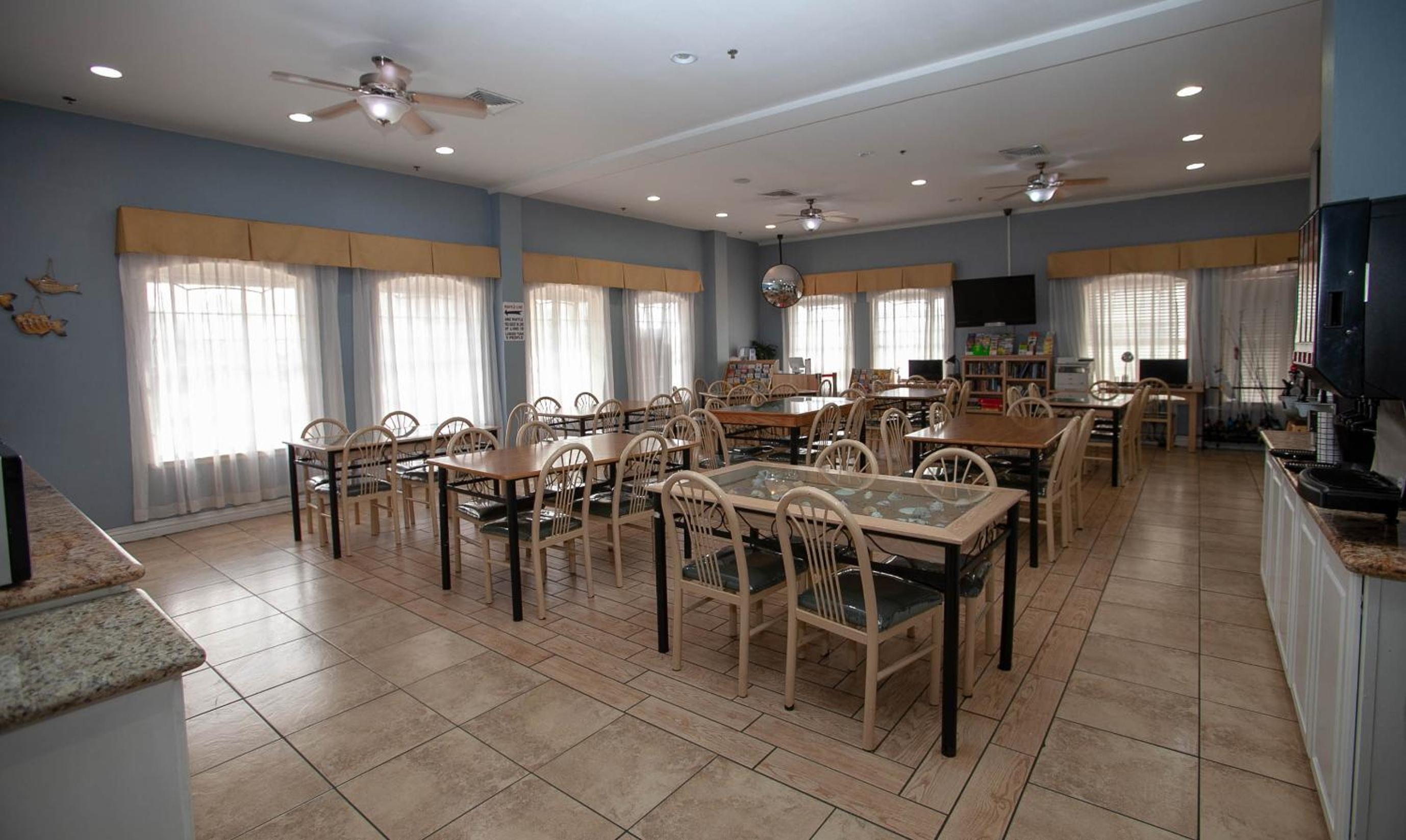 dining