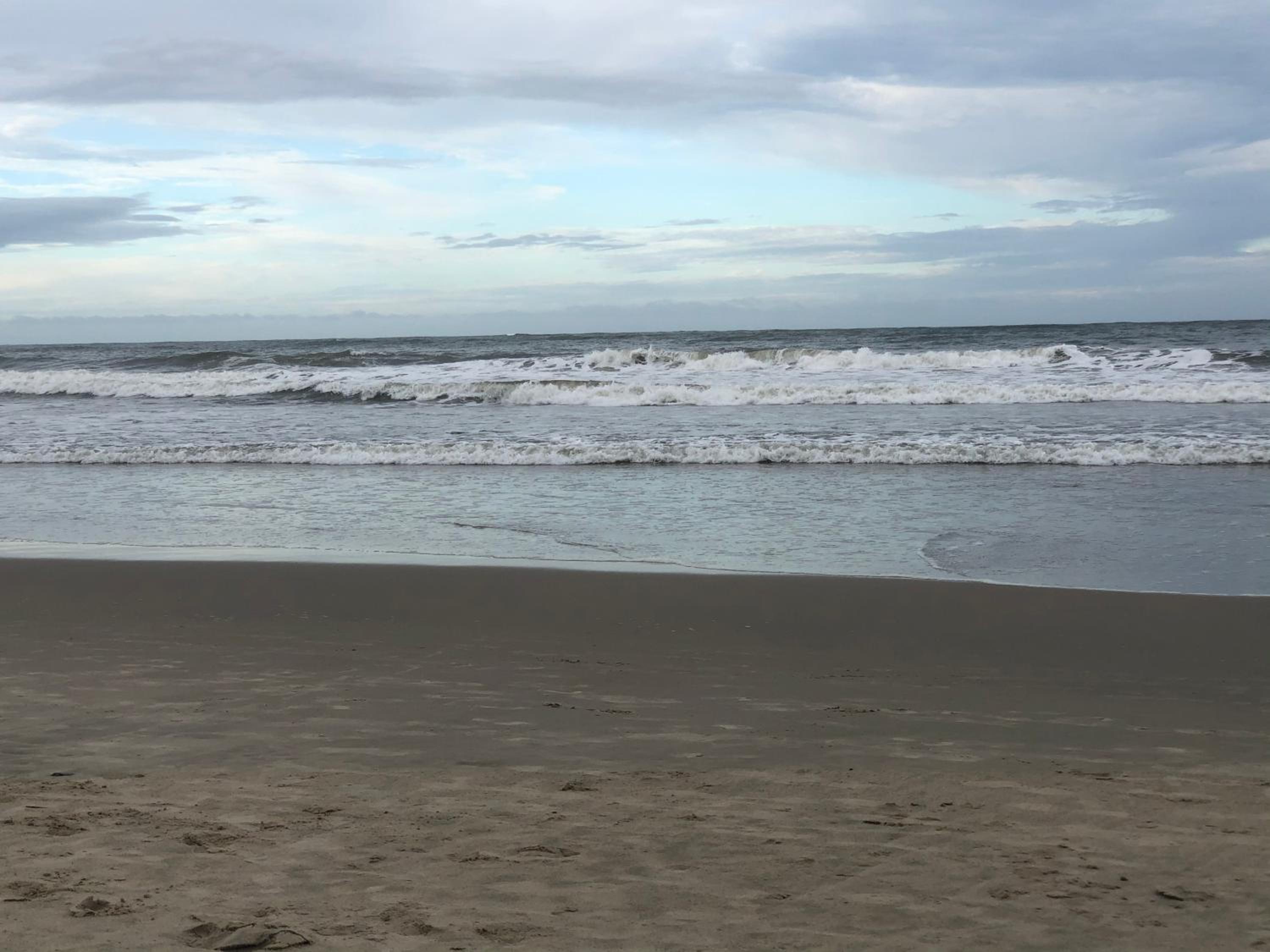 PÉ NA AREIA Apto Manfron