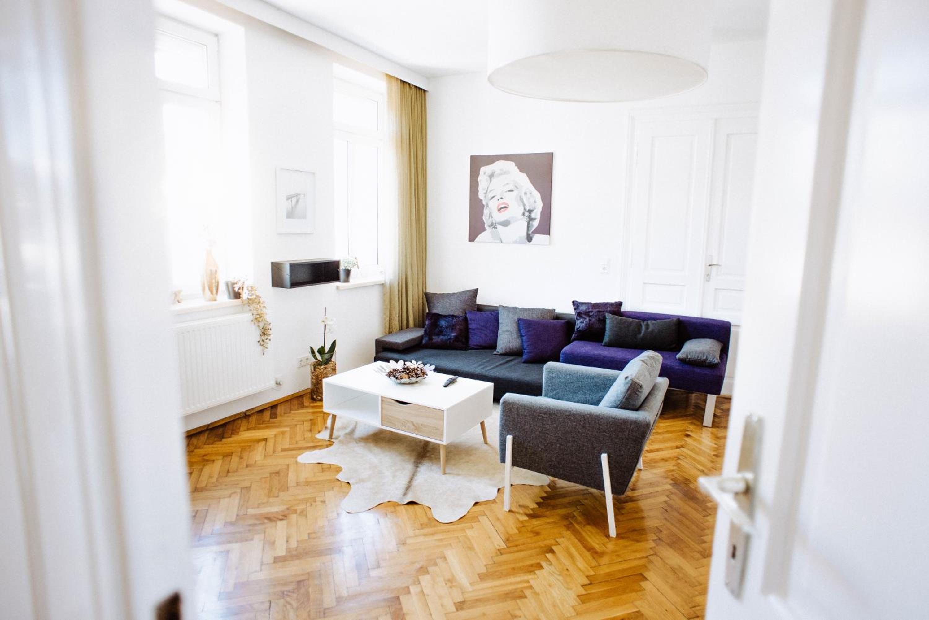 Huge Central Designer Loft with Tyrolean Touch , 160m2