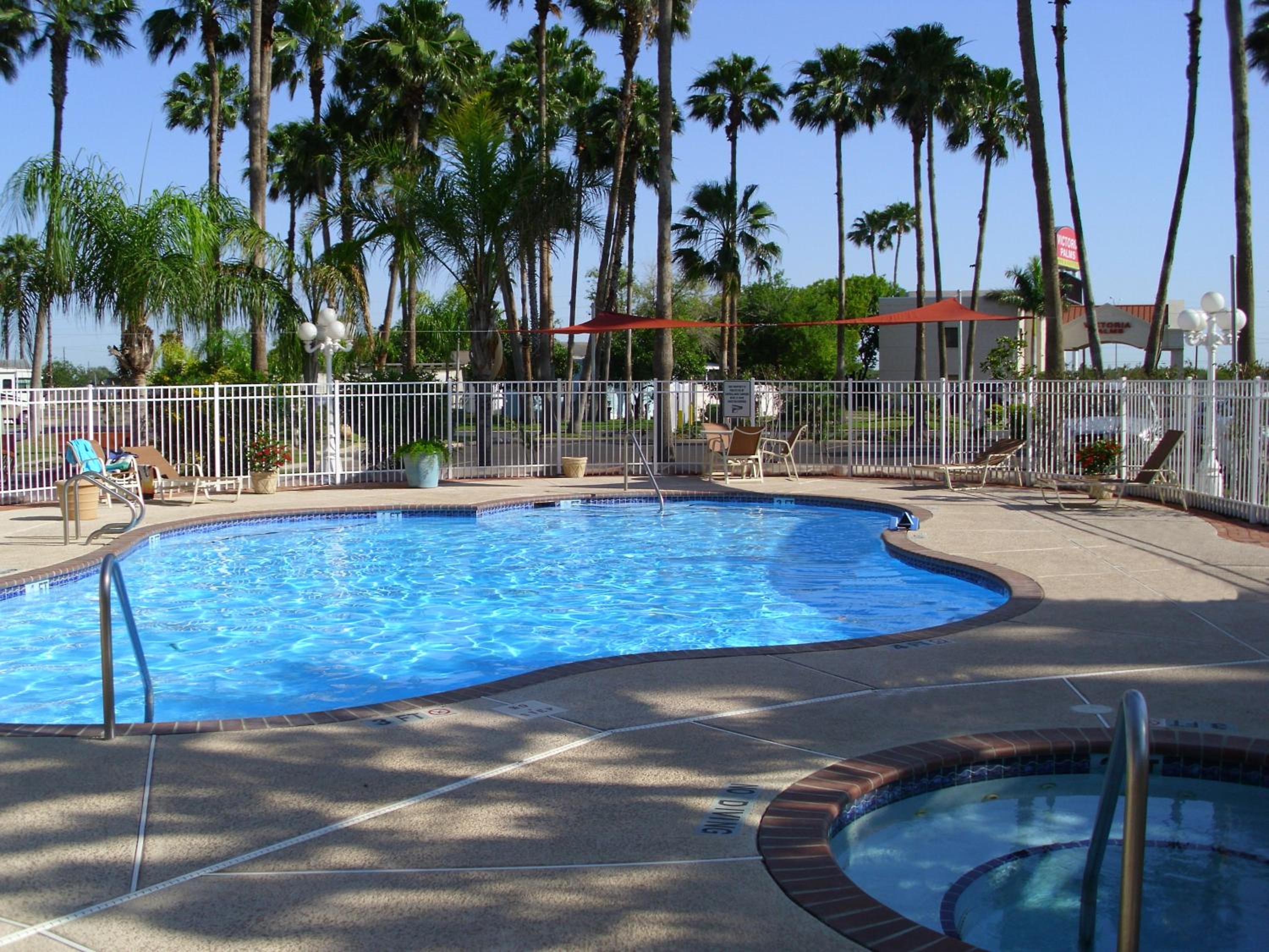 Victoria Palms Inn and Suites - Property Image 6