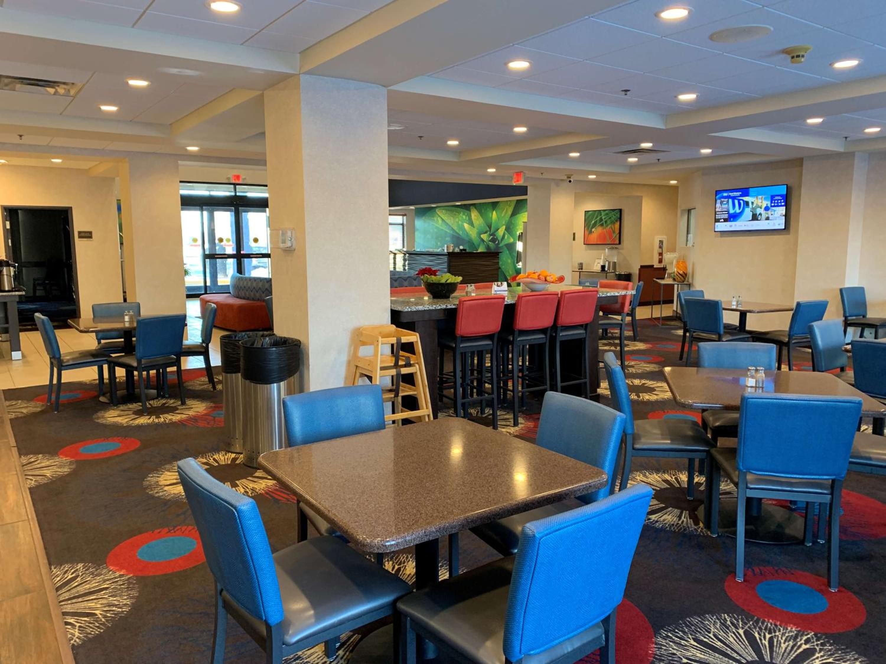 Comfort Inn Saint Paul East - Property Image 7