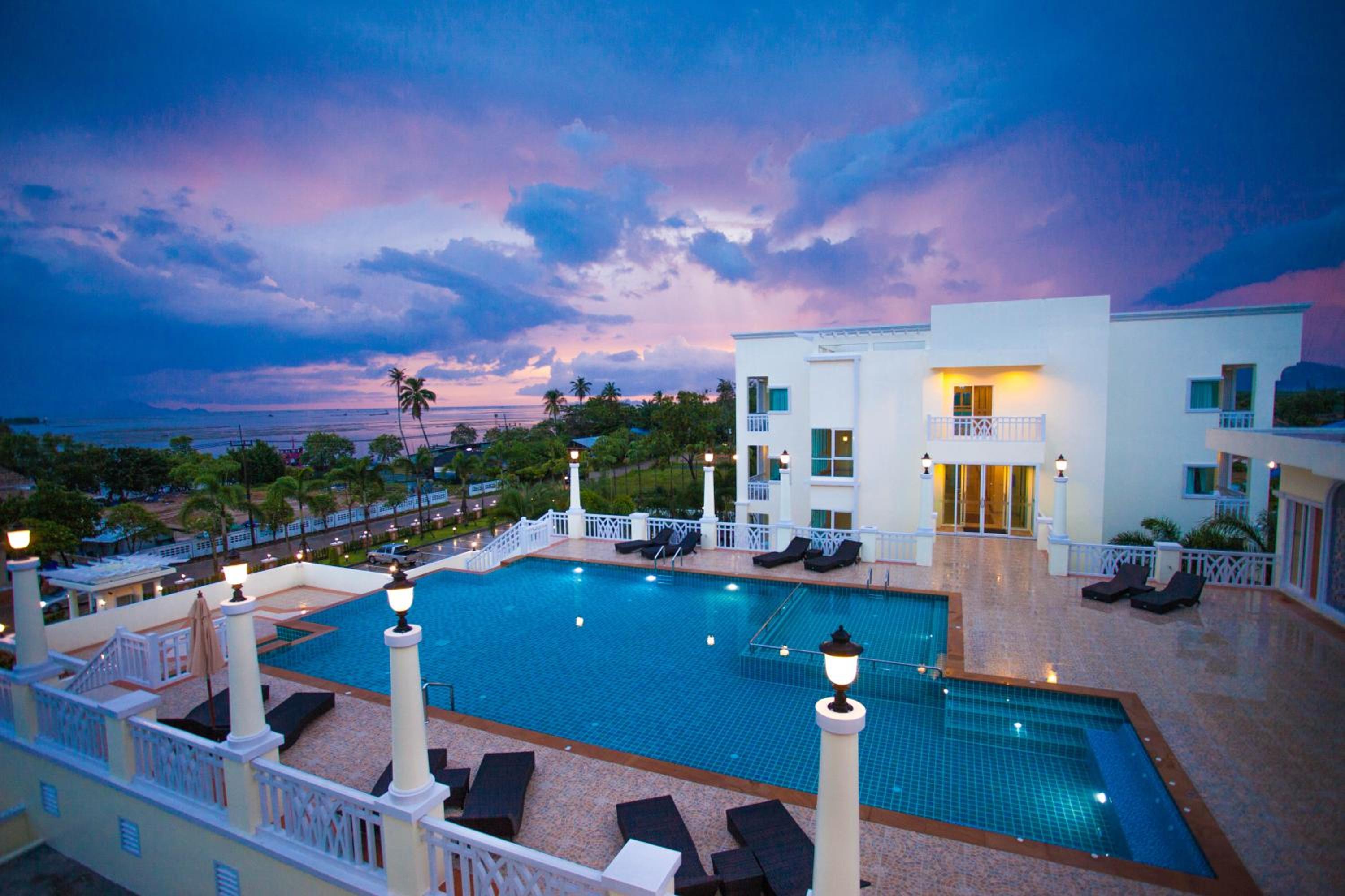 Krabi Front Bay Resort