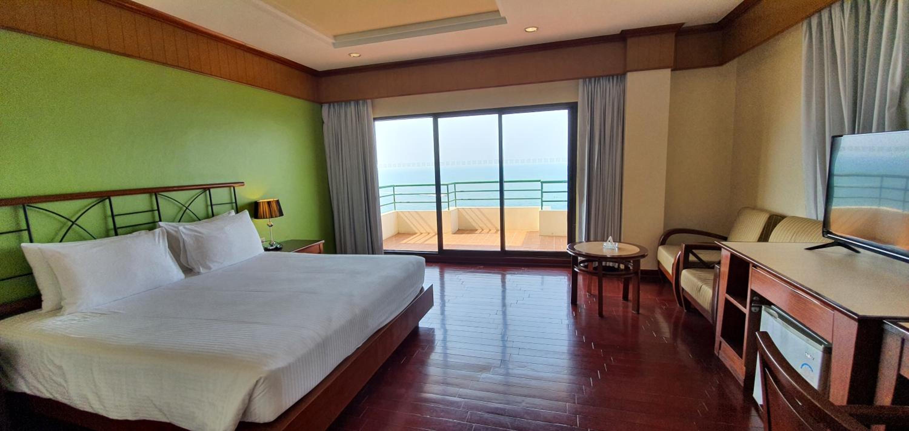 Garden Sea View Resort