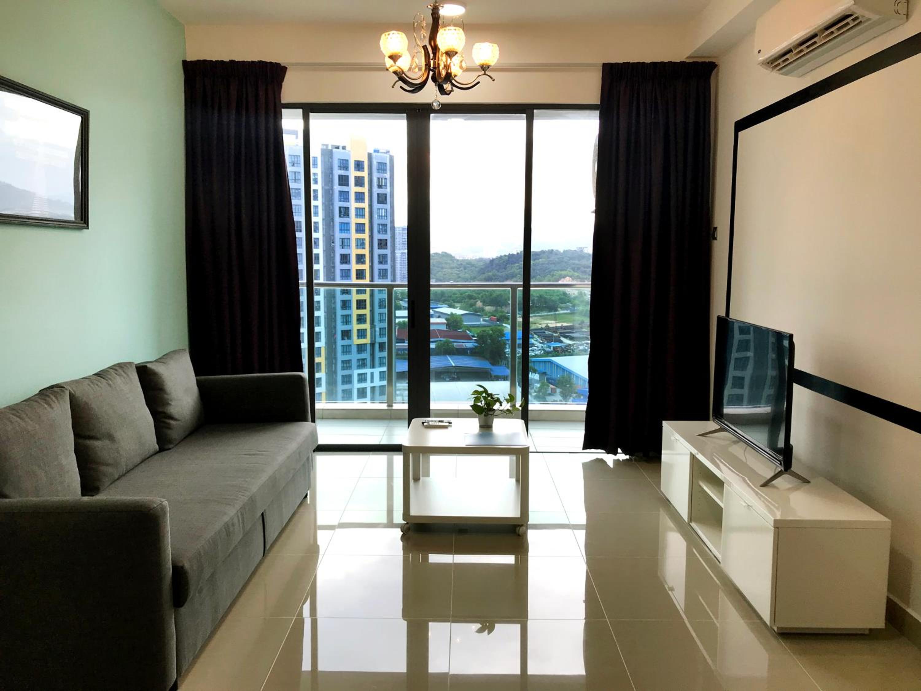 Amerin Mall & Suites