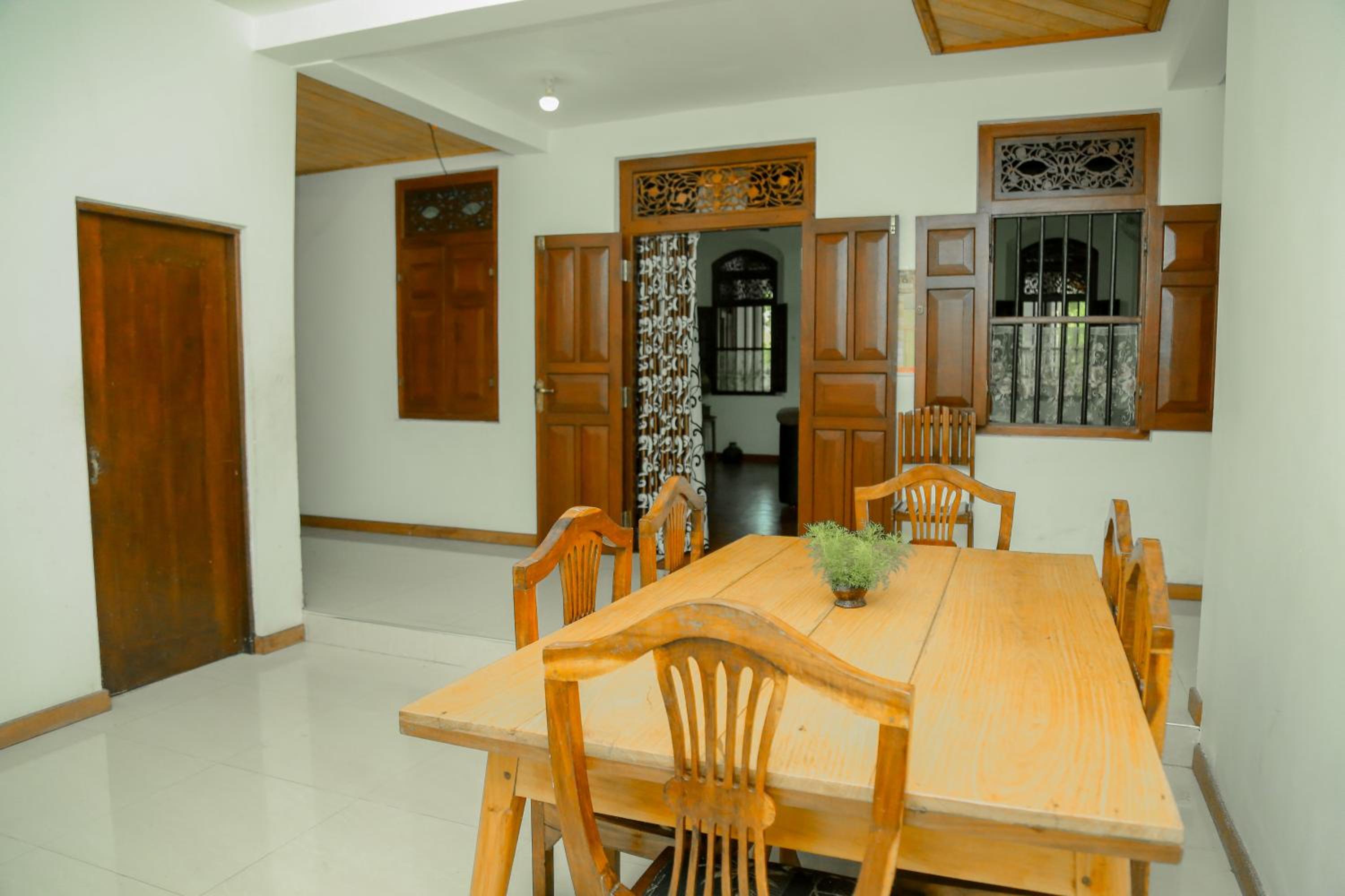 Colonial House