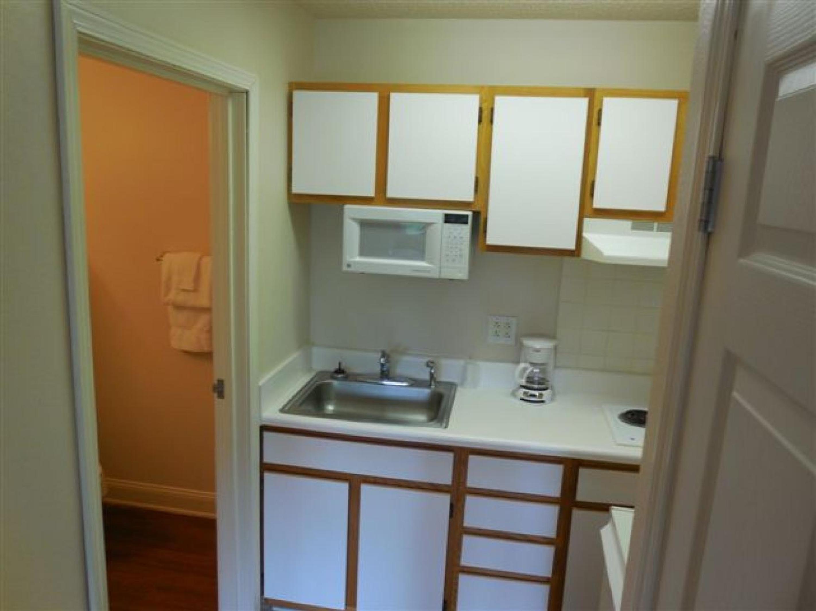 Affordable Suites Jacksonville