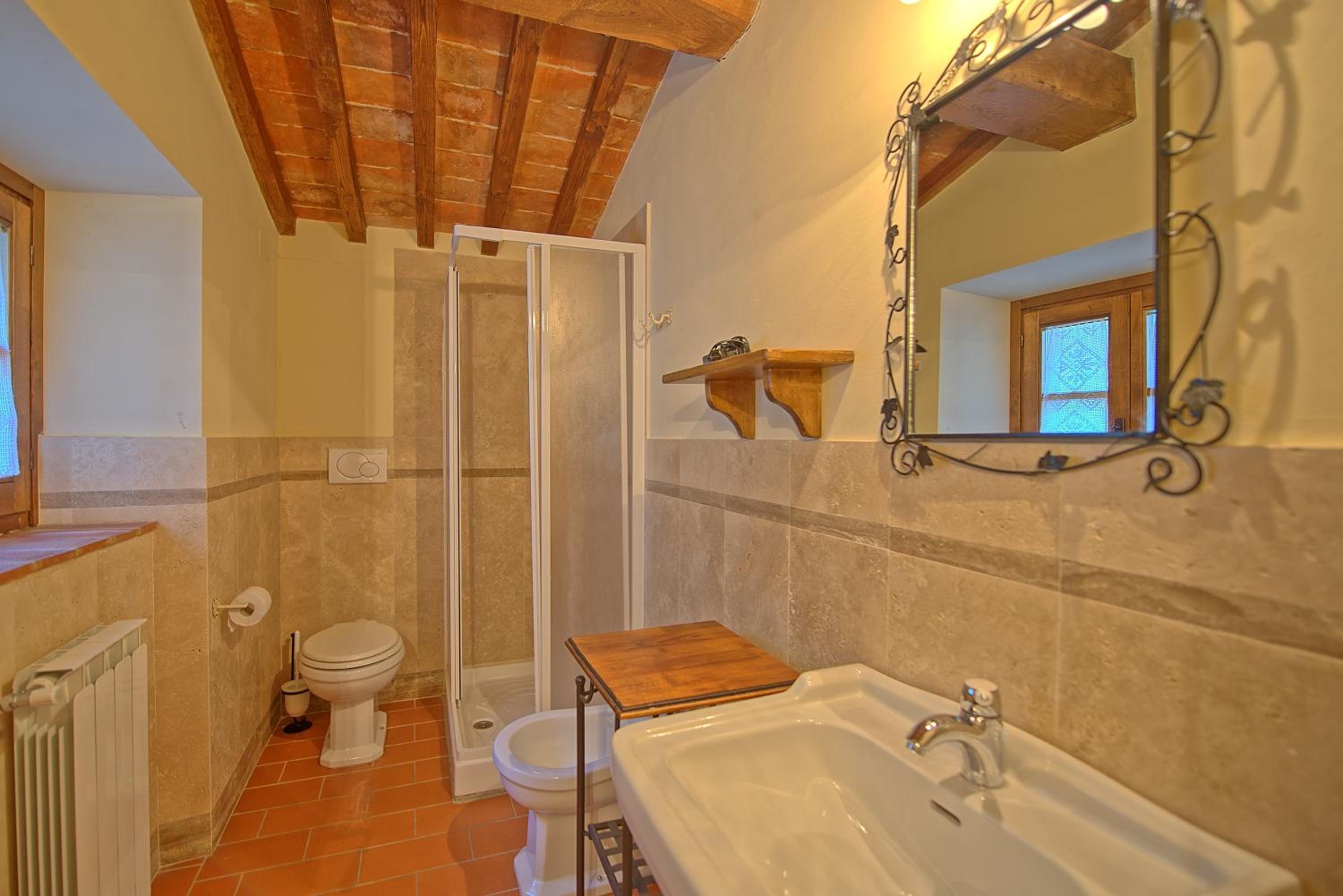 Villa Casentino by PosarelliVillas