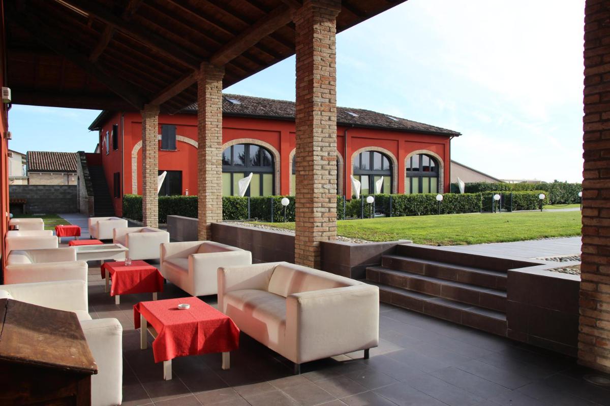 outdoor BBQ area