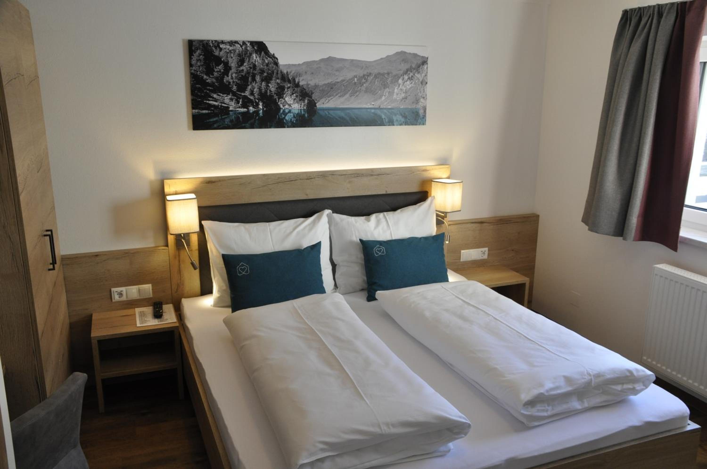 Herzis Appartements view 3