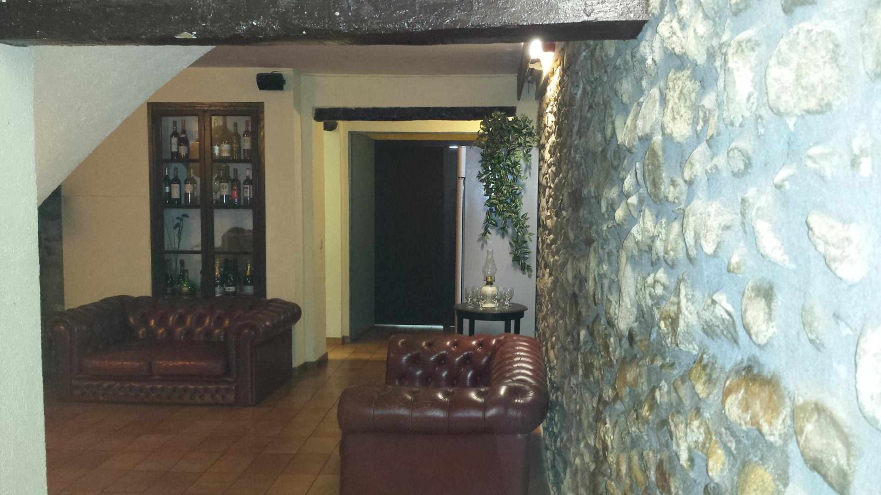 L'ARGOLLA HOTEL-Pizzeria