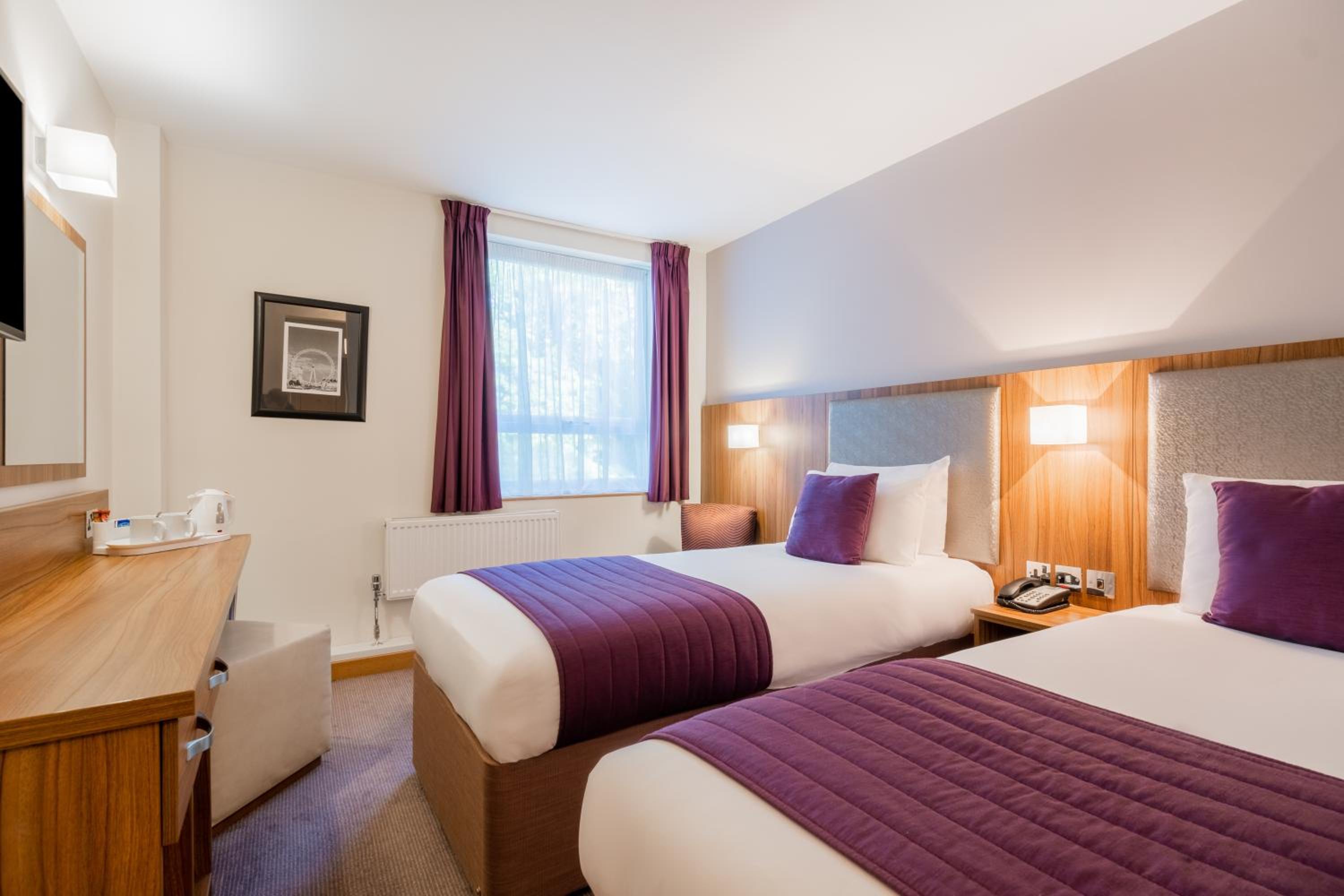 Quality Hotel Hampstead 4