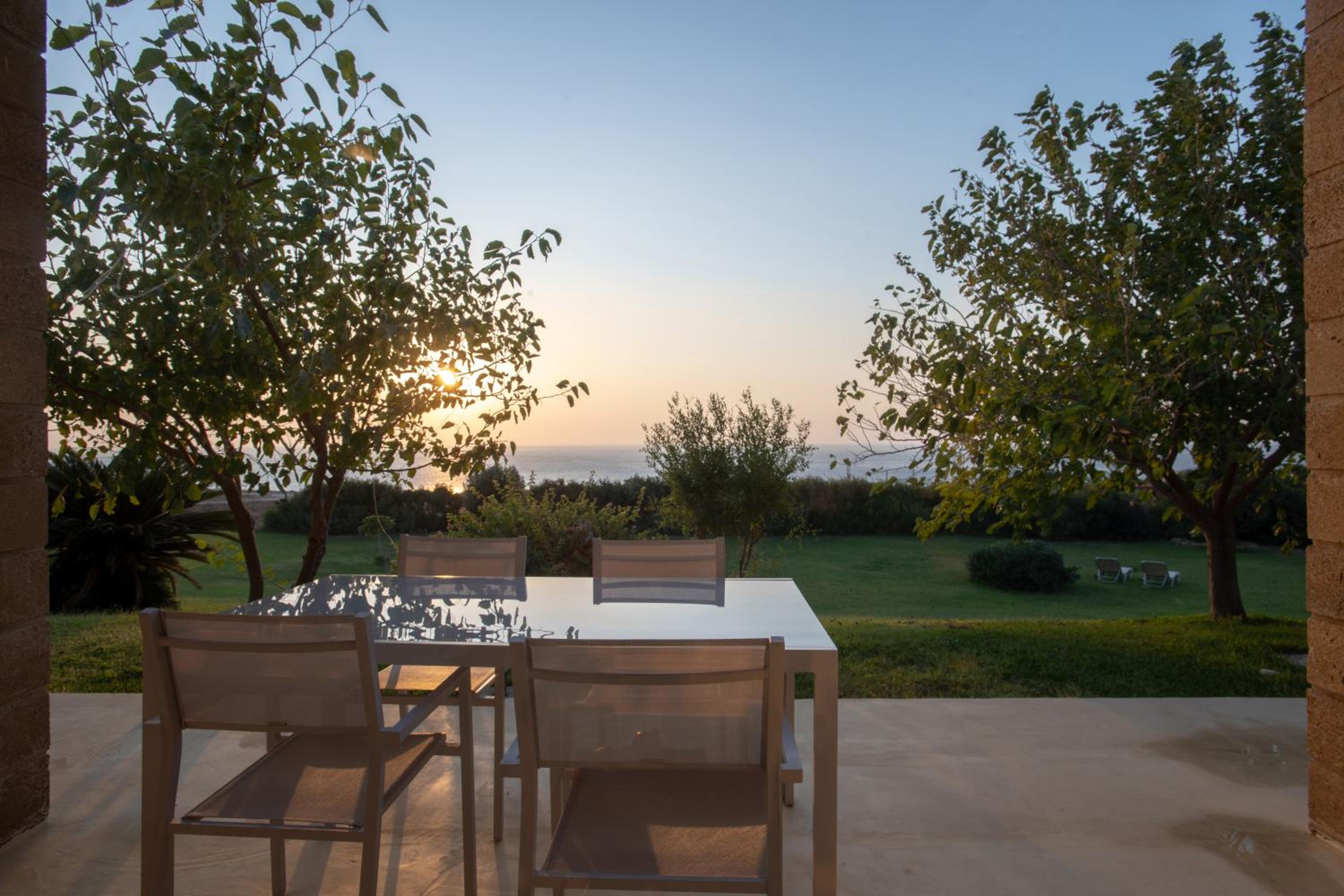 Sunset Villas photo 5