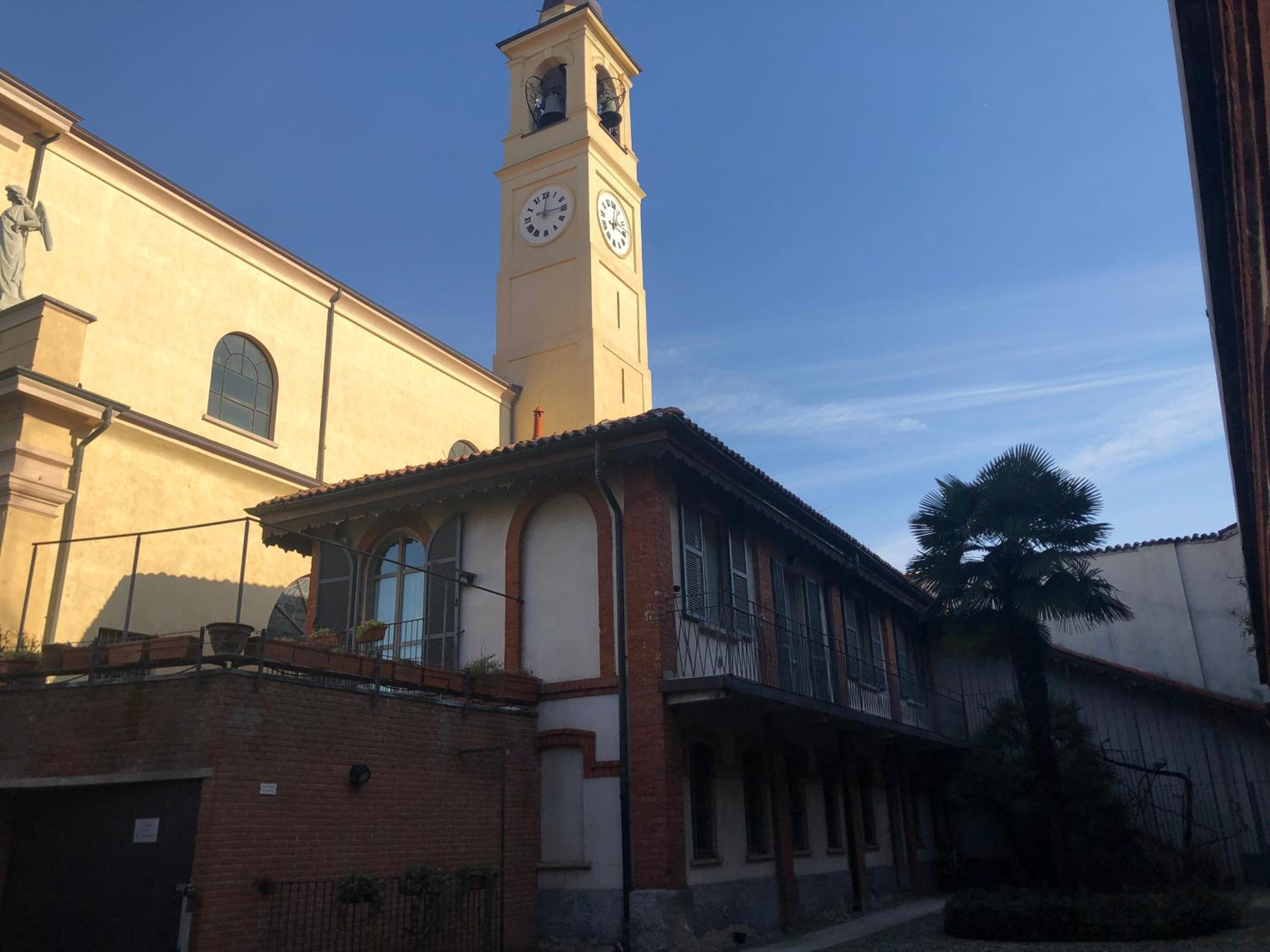 Sage House - Carozzi Apartments