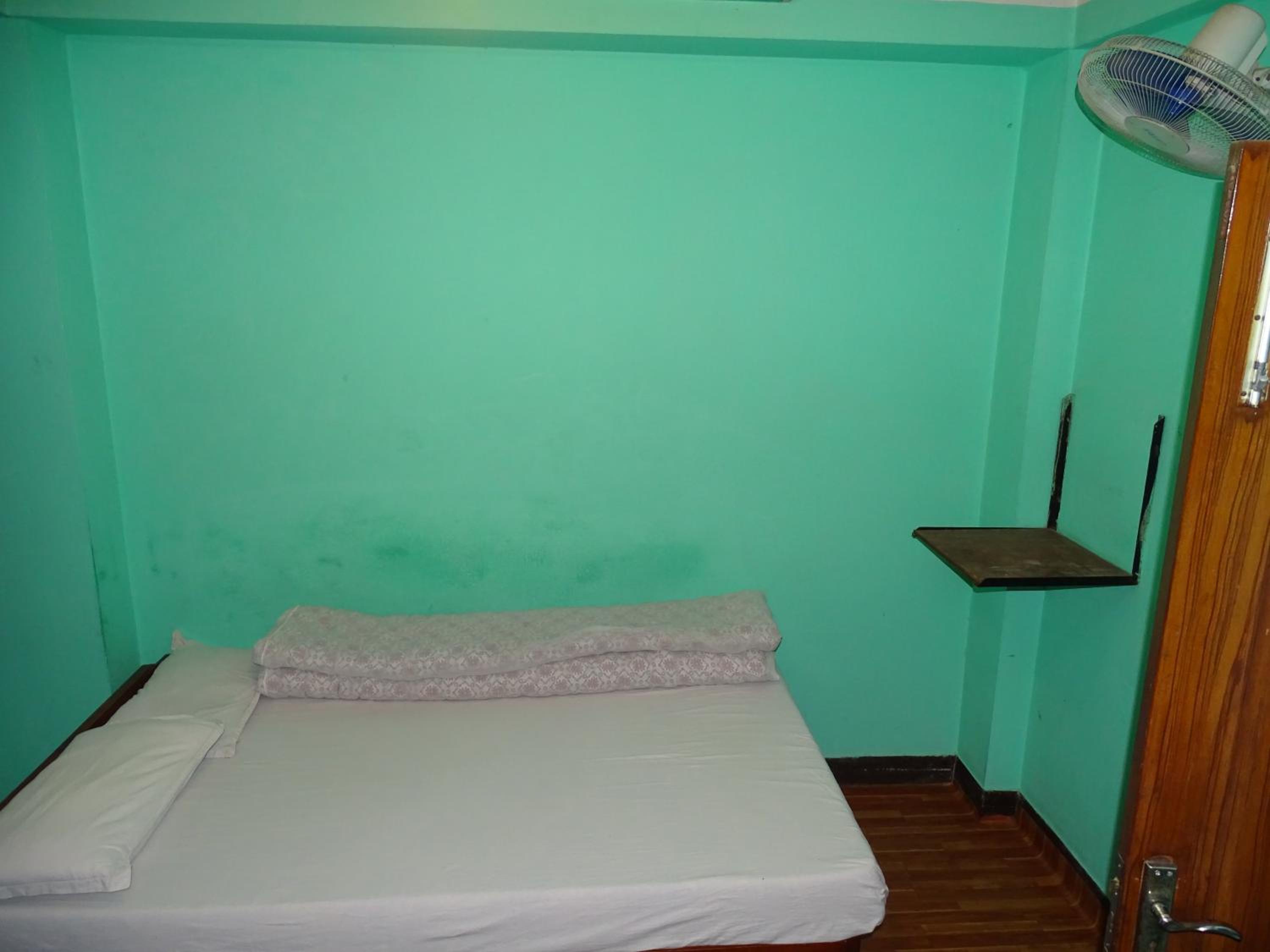 Photo 9