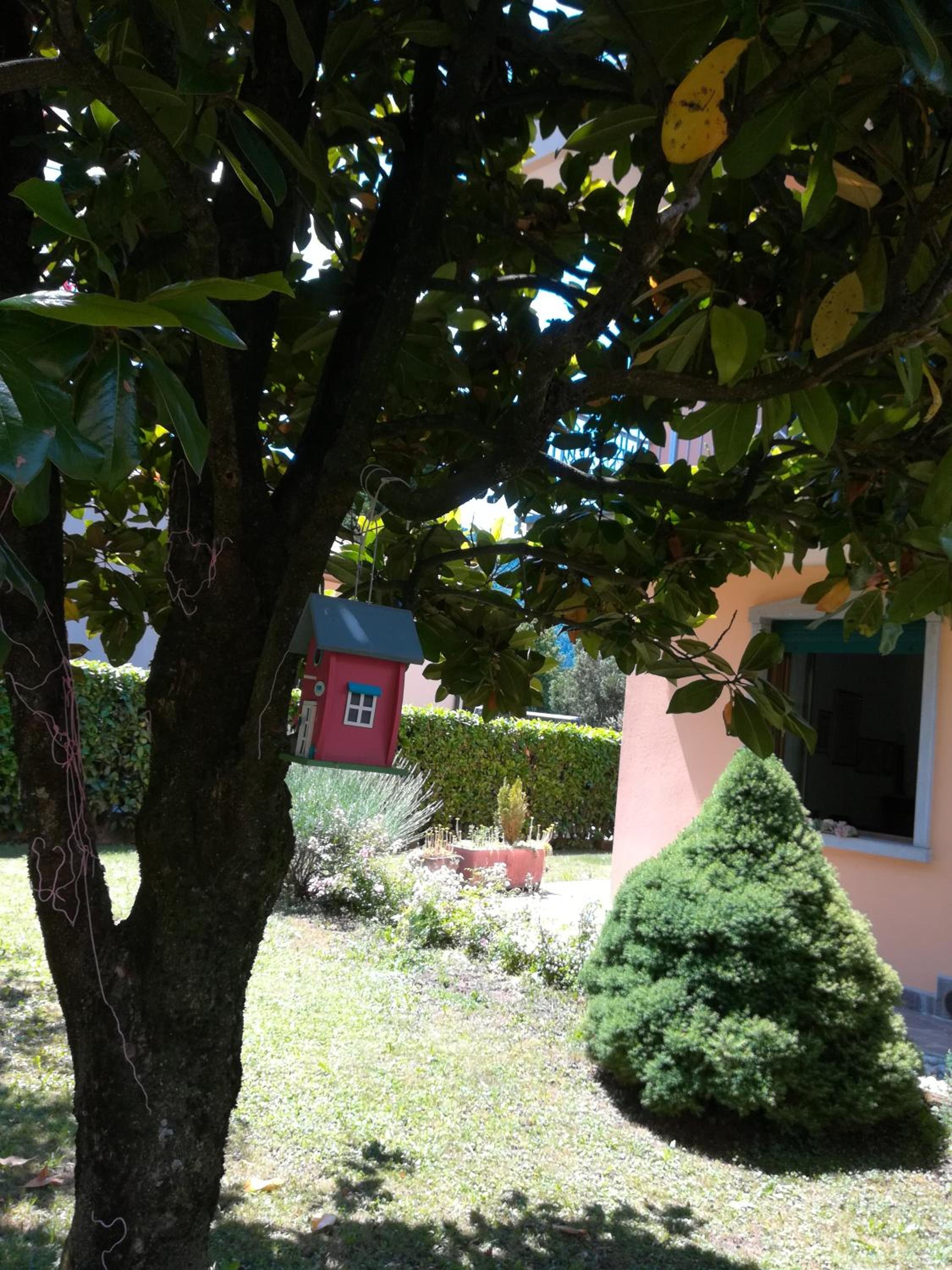 LA MOIA view 3